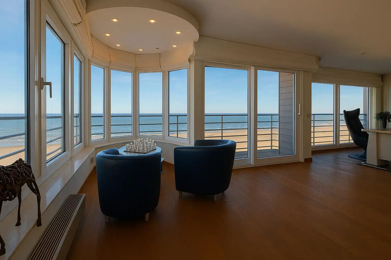 Uniek 4-slaapkamerappartement met fantastisch zicht op zee. foto 16