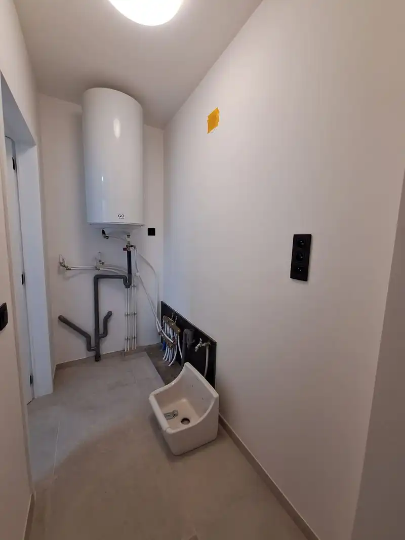 Stijlvol gerenoveerd appartement te Hasselt centrum foto 19