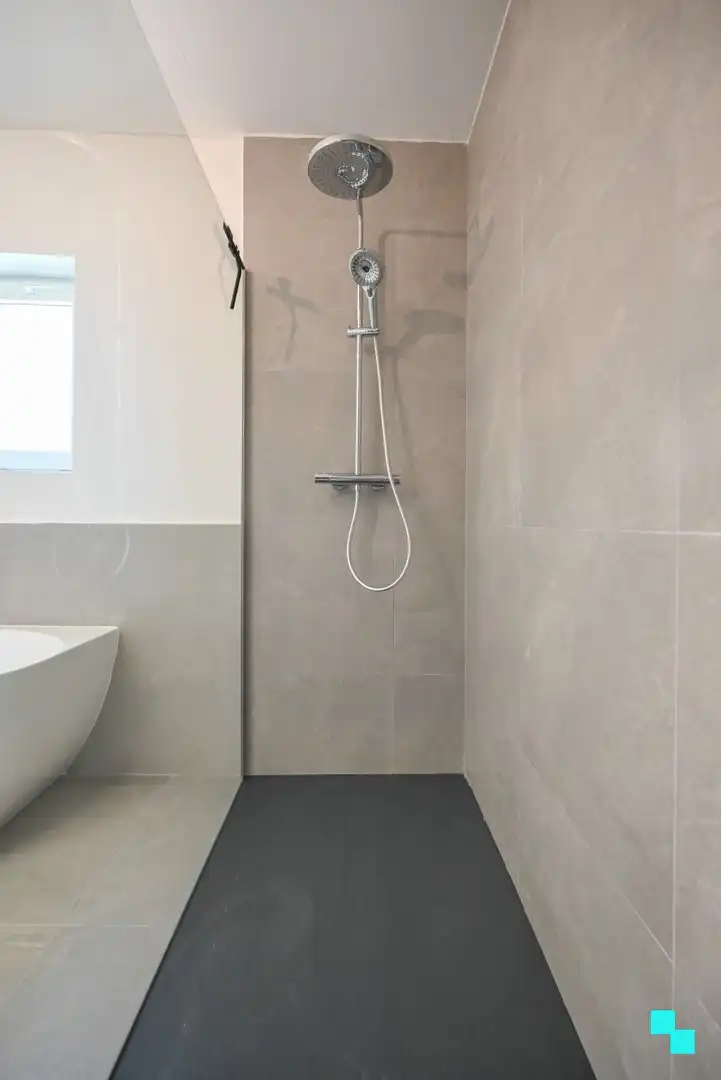 Gerenoveerde vrijstaande woning in een rustige omgeving foto 25