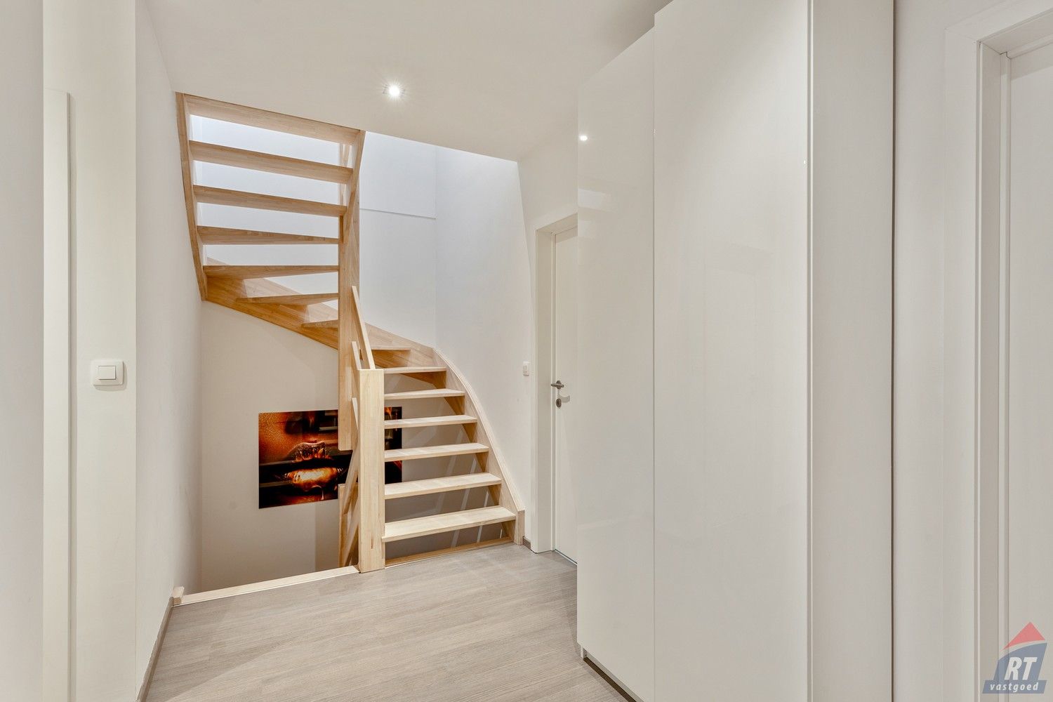 Moderne, energiezuinige woning met 4 slaapkamers en zonnepanelen in Sint-Truiden foto 18