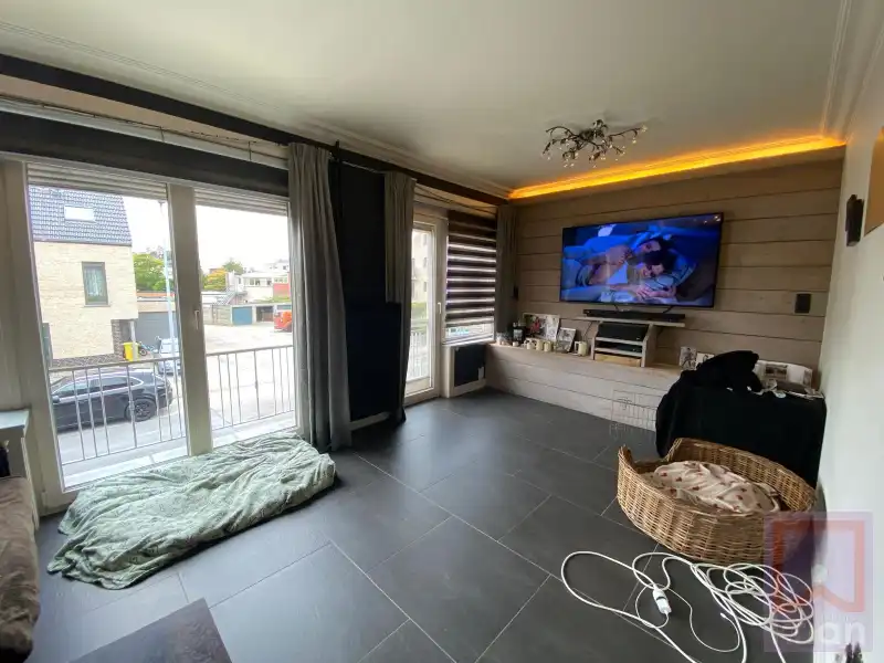 Ruime woning met grote garage (+-93m²) EN magazijn (+-170m²), centrum Geel, ideaal voor zelfstandige of vrij beroeper foto 7