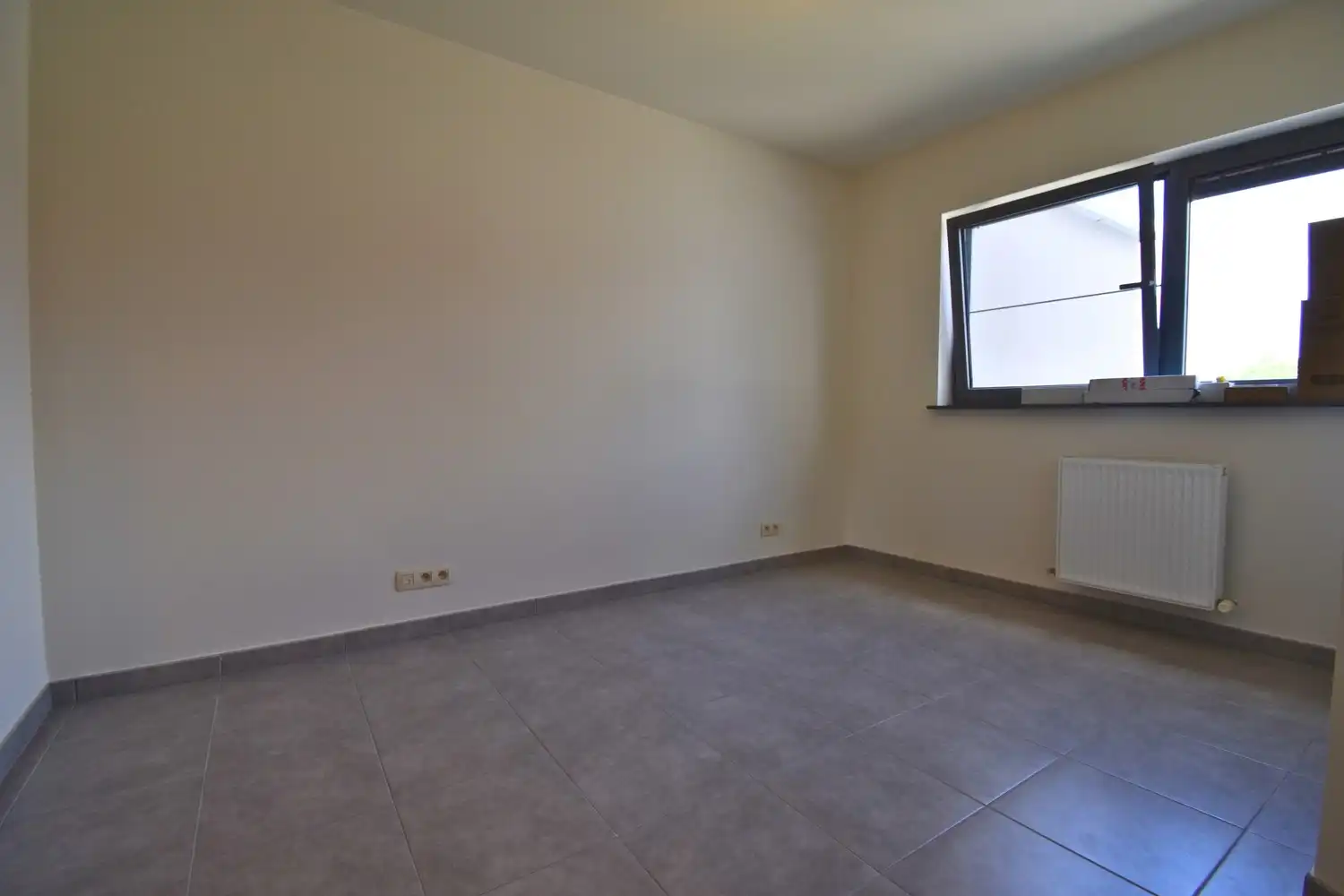 Te huur – Gezellig appartement met 1 slaapkamer, terras en parkeerplaats te Essenbeek (Halle) foto 5