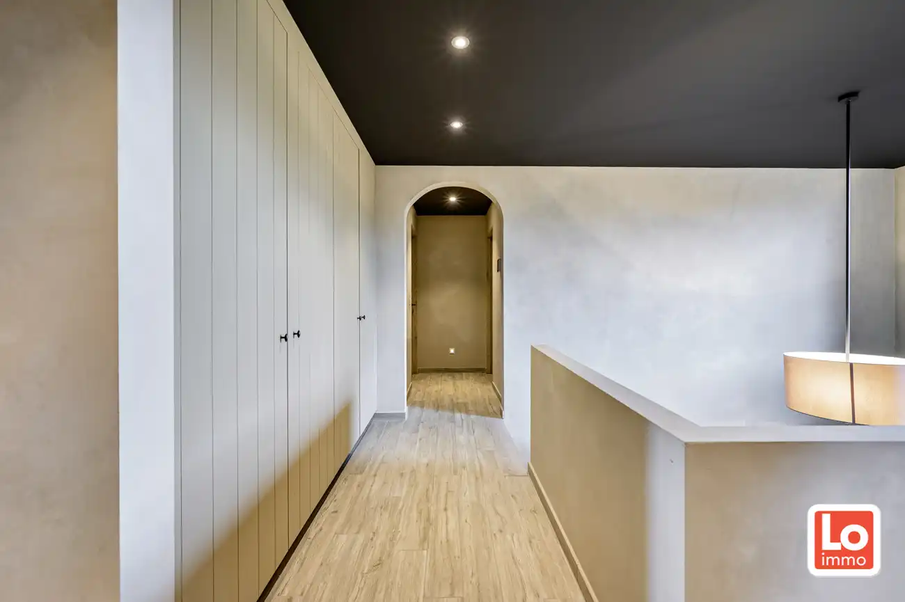 VERKOCHT! Ruime, charmante en degelijke alleenstaande villa met inpandige garage op een rustige en makkelijk bereikbare locatie tussen Lochristi en Gent. foto 30