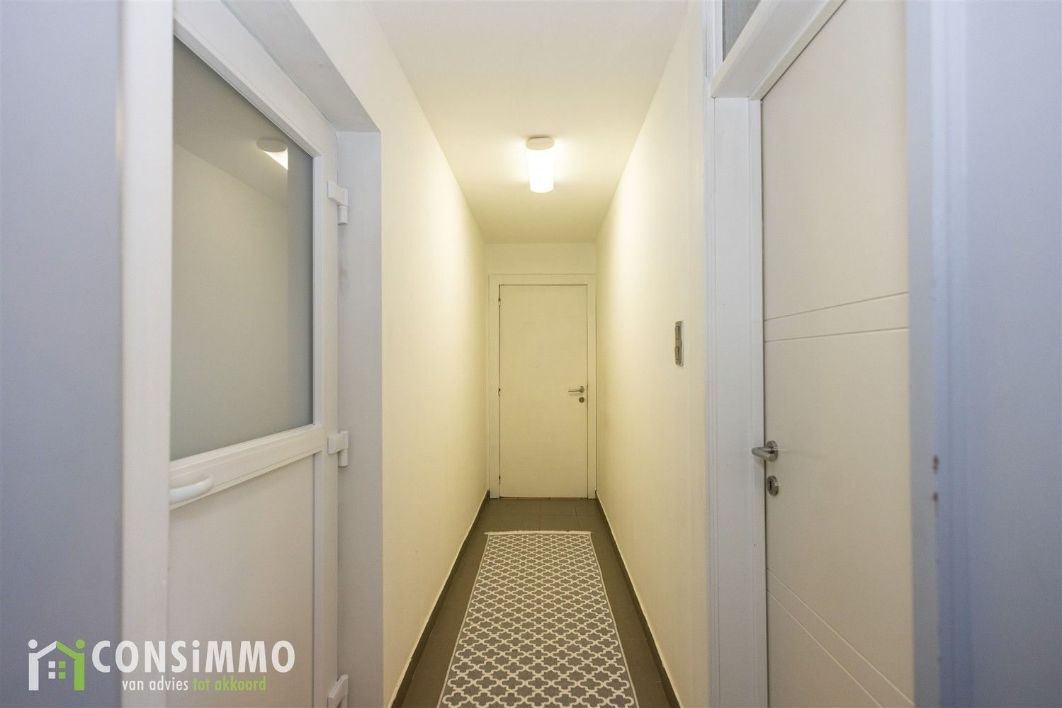 Ruime vrijstaande woning met 5 slaapkamers, loods en 50a perceel in Genk-Zuid foto 21