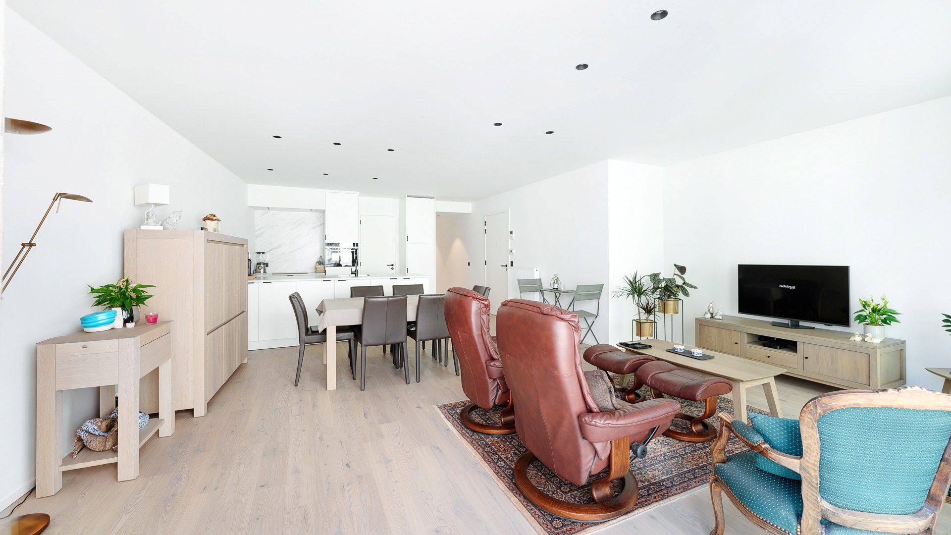 Nieuw appartement met 2 slaapkamers centraal gelegen te Heist foto 5
