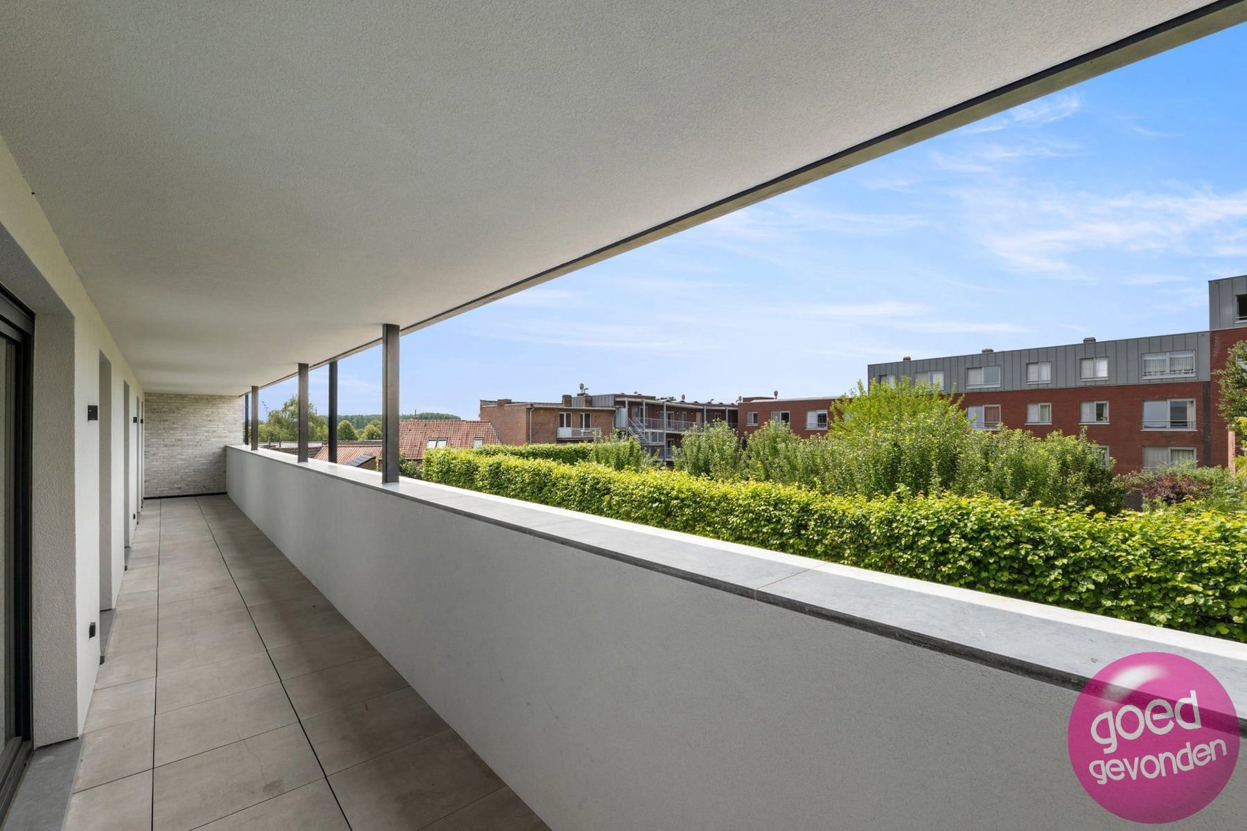 NIEUW APP - 1of2 SLK - TERRAS - KELDER - CENTRUM - GEEN BTW foto 14