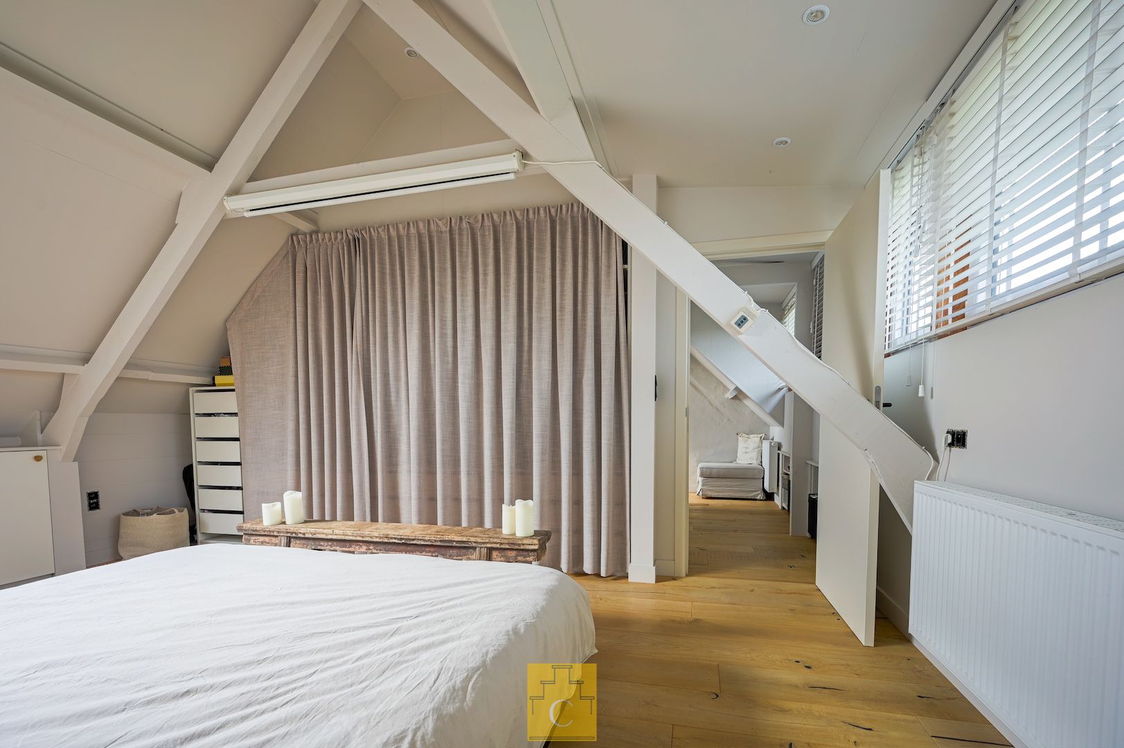 knap gerenoveerde gezinswoning, landelijke stijl met eigentijdse toets, met zonnige tuin en parking foto 25