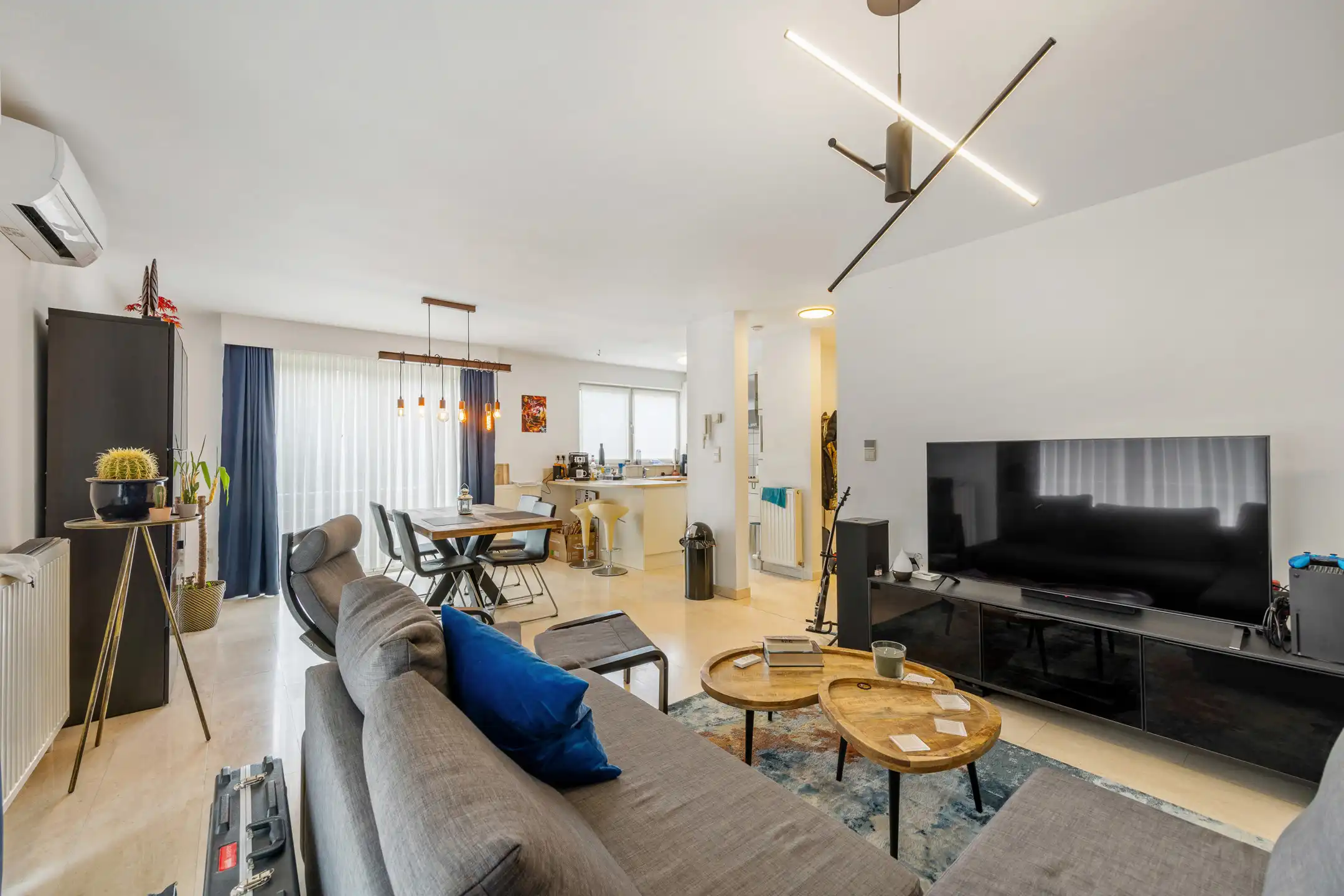 Centrale residentie met handelsruimte te Bilzen foto 26