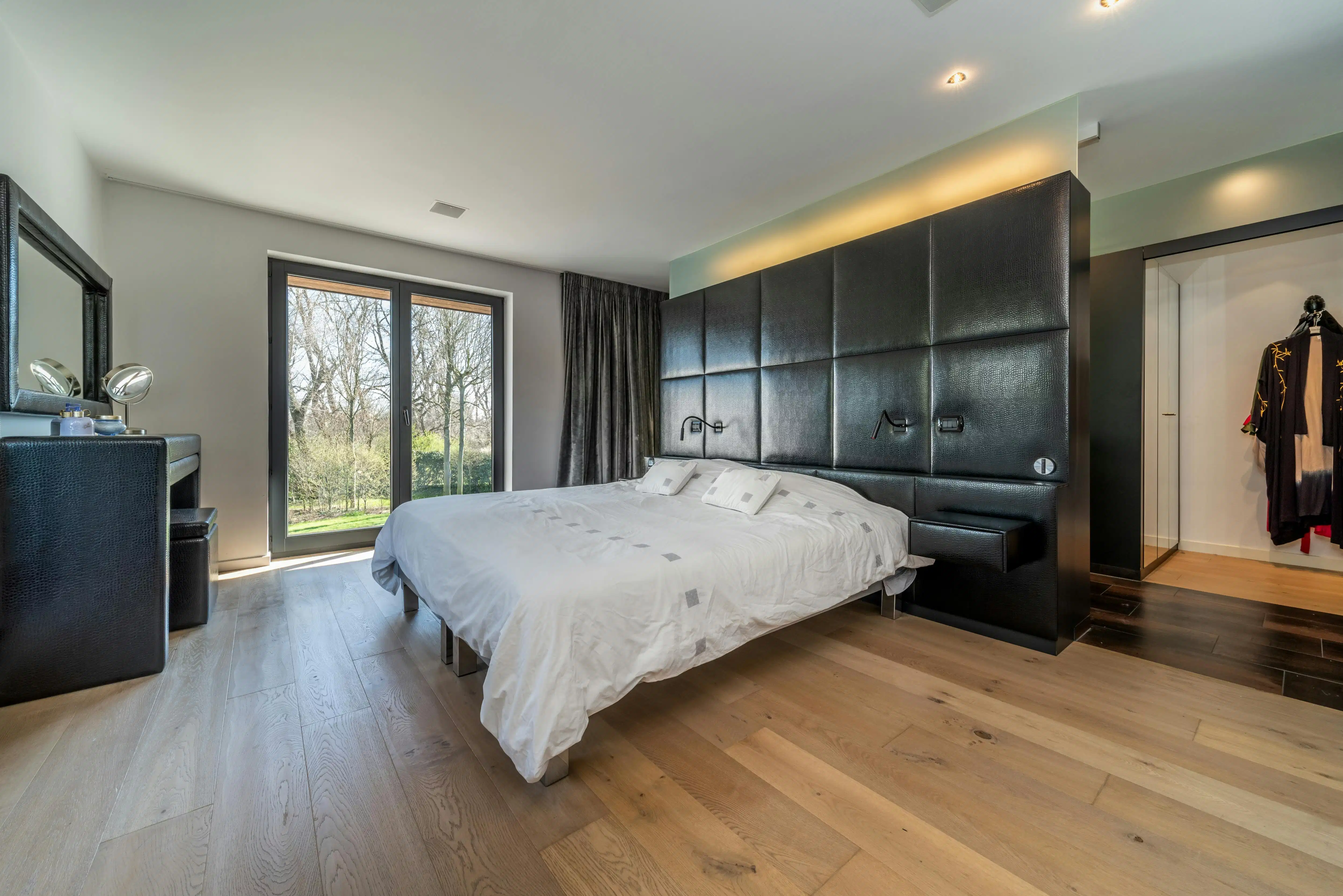 Luxueuze villa palend aan natuurreservaat in Sint-Idesbald foto 16