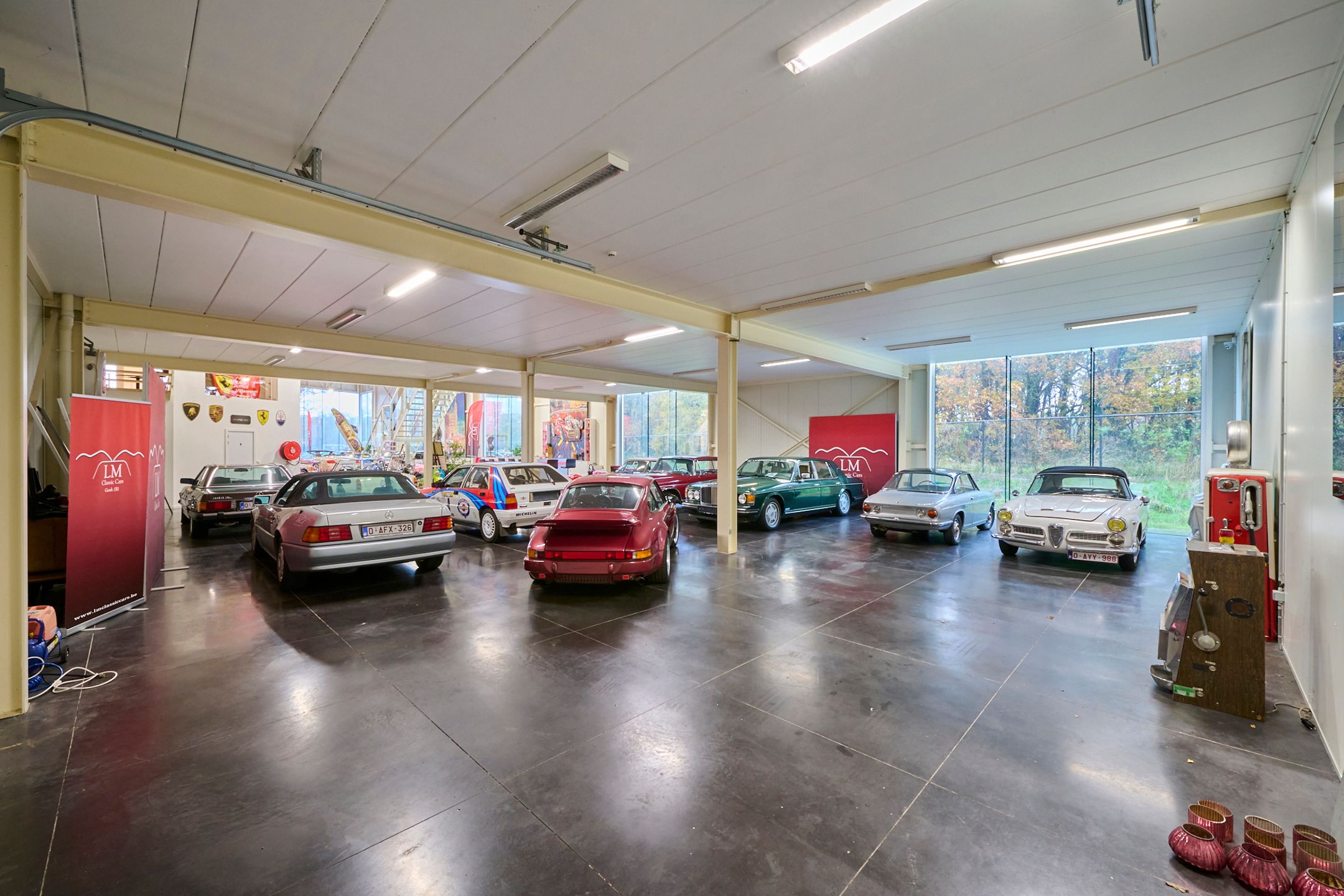 TE KOOP: unieke showroom met kantoren – ZICHTLOCATIE foto 13