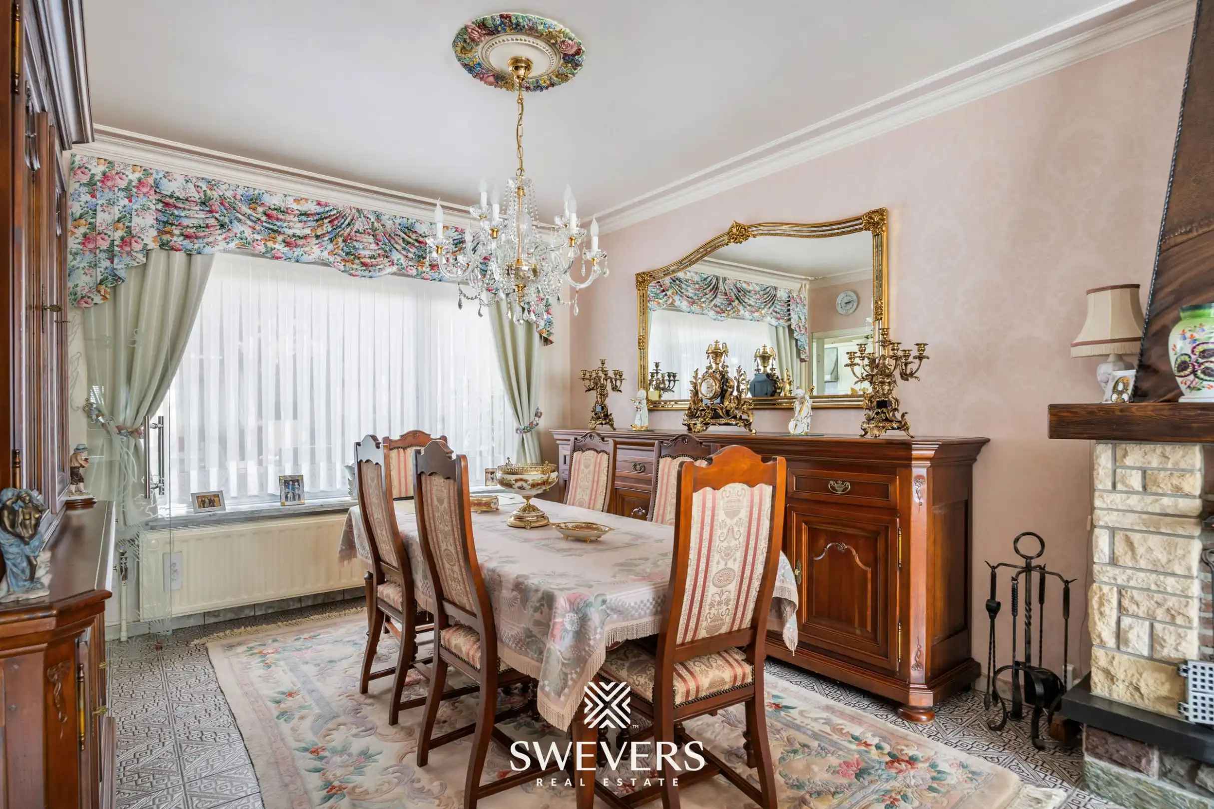 Royale gezinswoning met 257 m² woonruimte foto 12