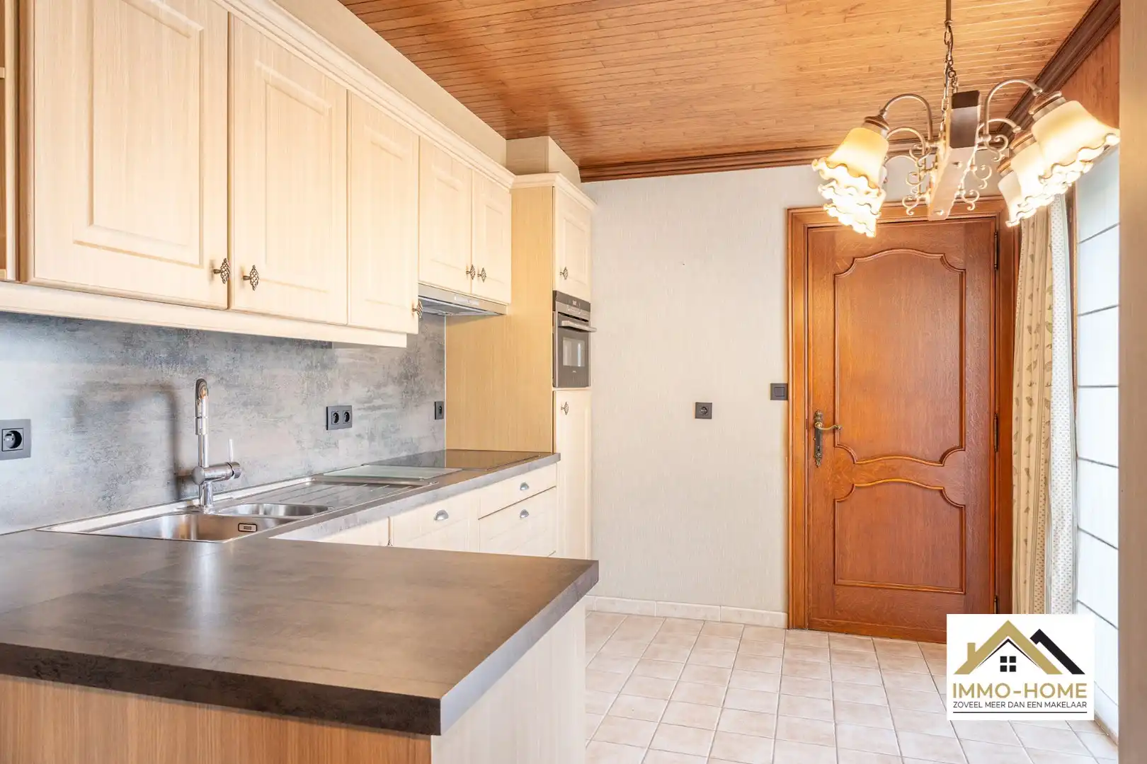 Karaktervolle HOB met een mooie achterliggende tuin foto 5