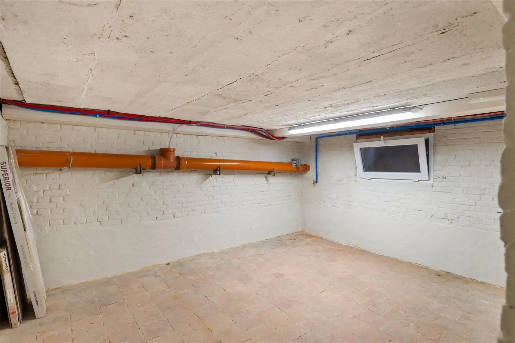 Volledig gerenoveerde woning met 3 slaapkamers foto 23