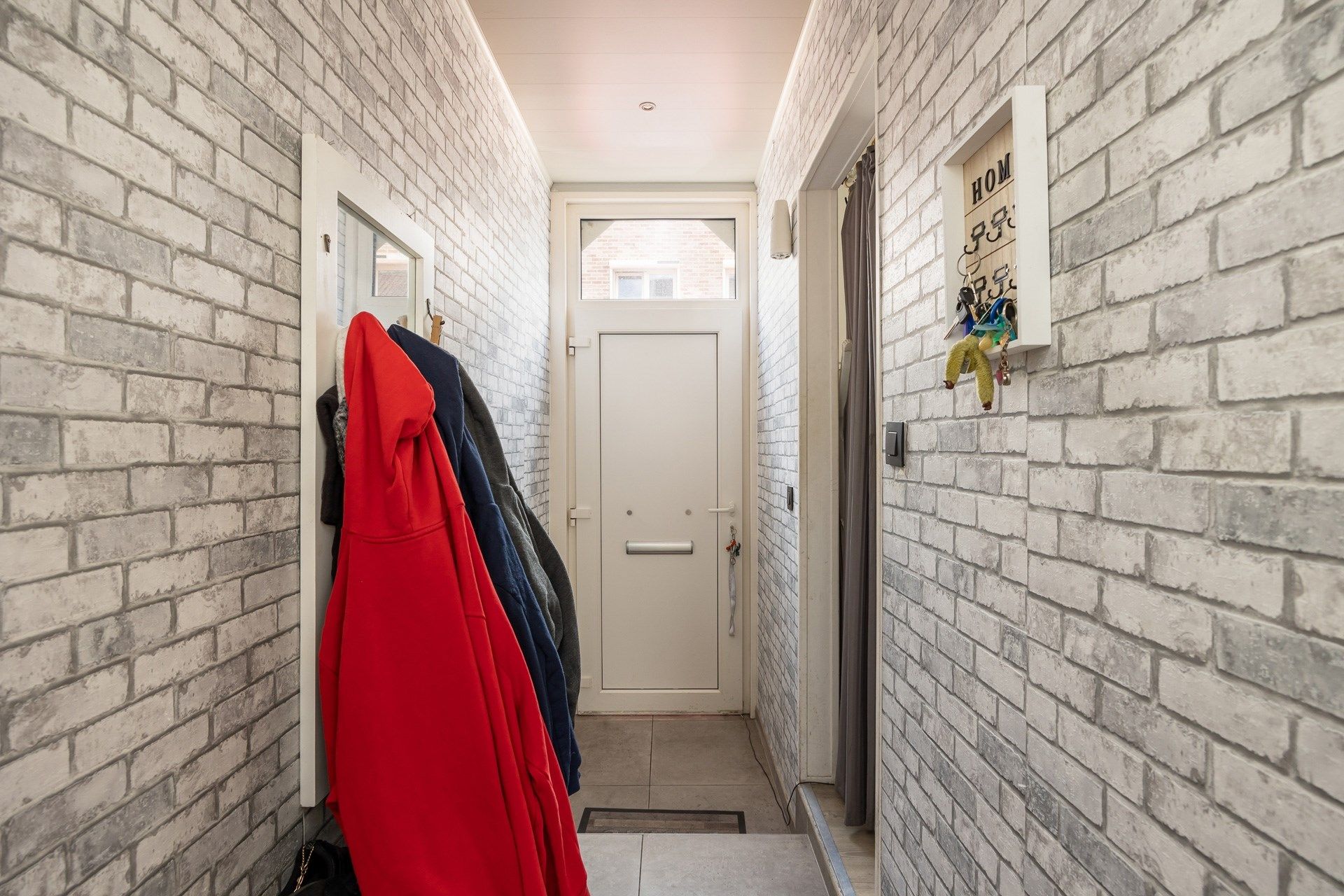 Uitstekend gelegen starterswoning met 2 slaapkamers foto 9