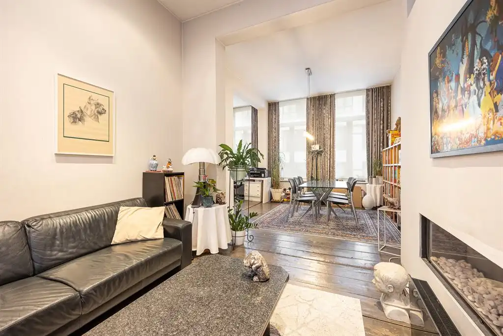 Instapklaar handelspand met woonst en tuin foto 17