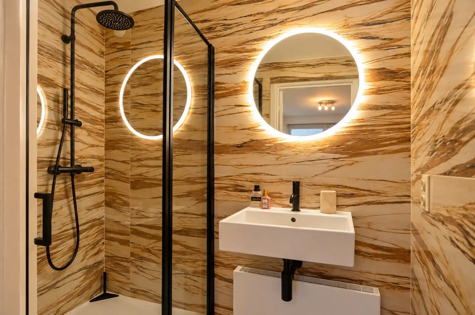 Zeer lichtrijk en instapklaar zuidgericht appartement met open zicht. foto 25