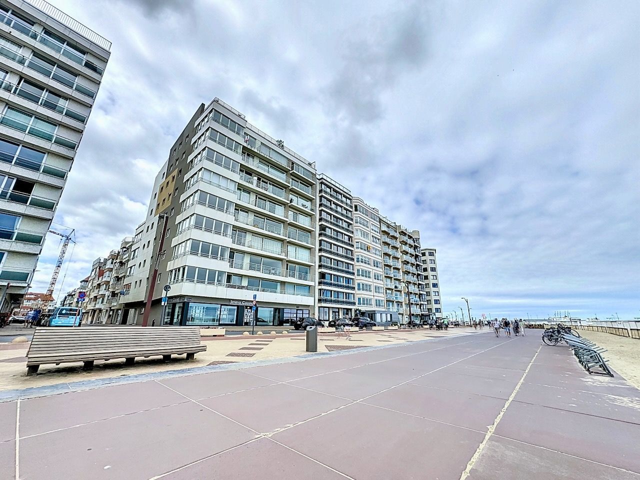 ()=>{if(producerUpdateValueVersion(node),producerAccessed(node),node.value===ERRORED)throw node.error;return node.value} Zeedijk-Heist 272/14 - 8301 HEIST-AAN-ZEE