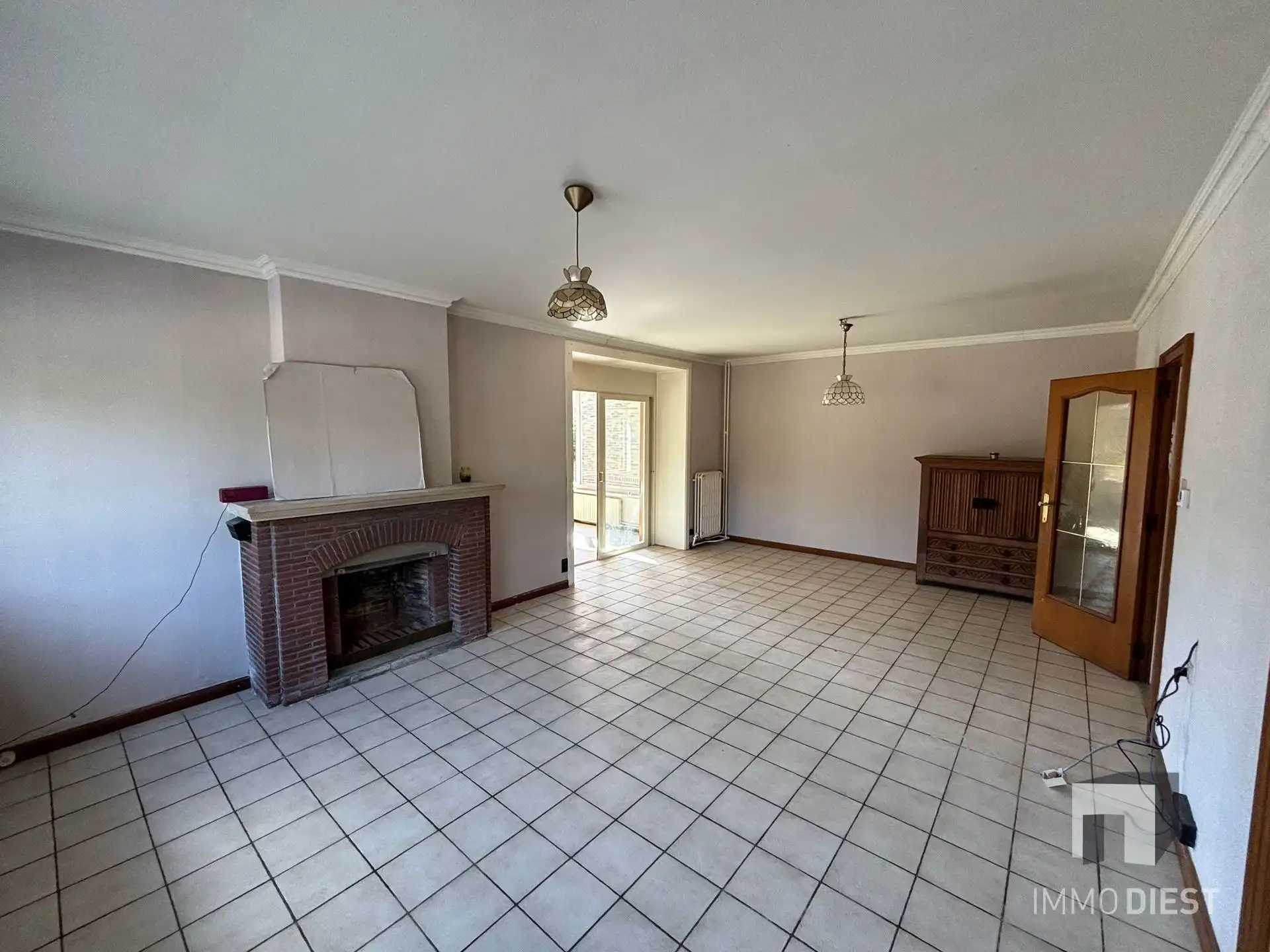 Ruime betaalbare woning met veranda en bijgebouw foto 11