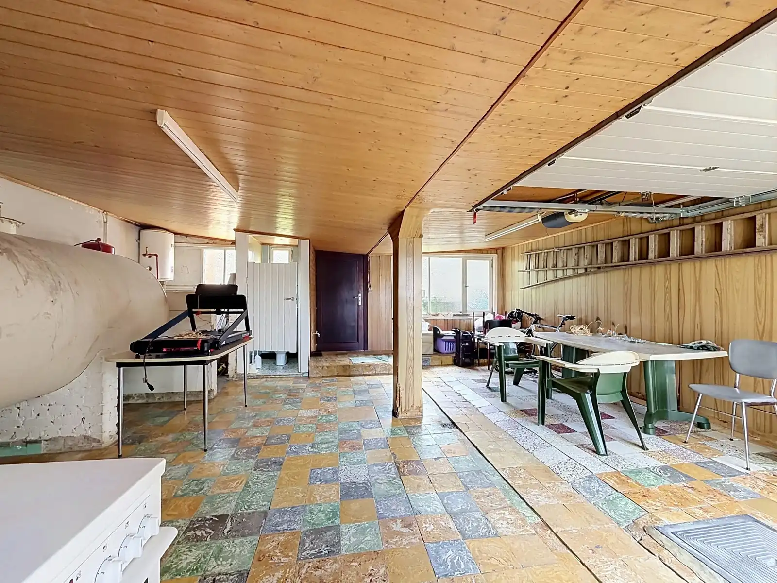 Halfopen bebouwing met 3 SLPK, diepe tuin én garage! foto 17