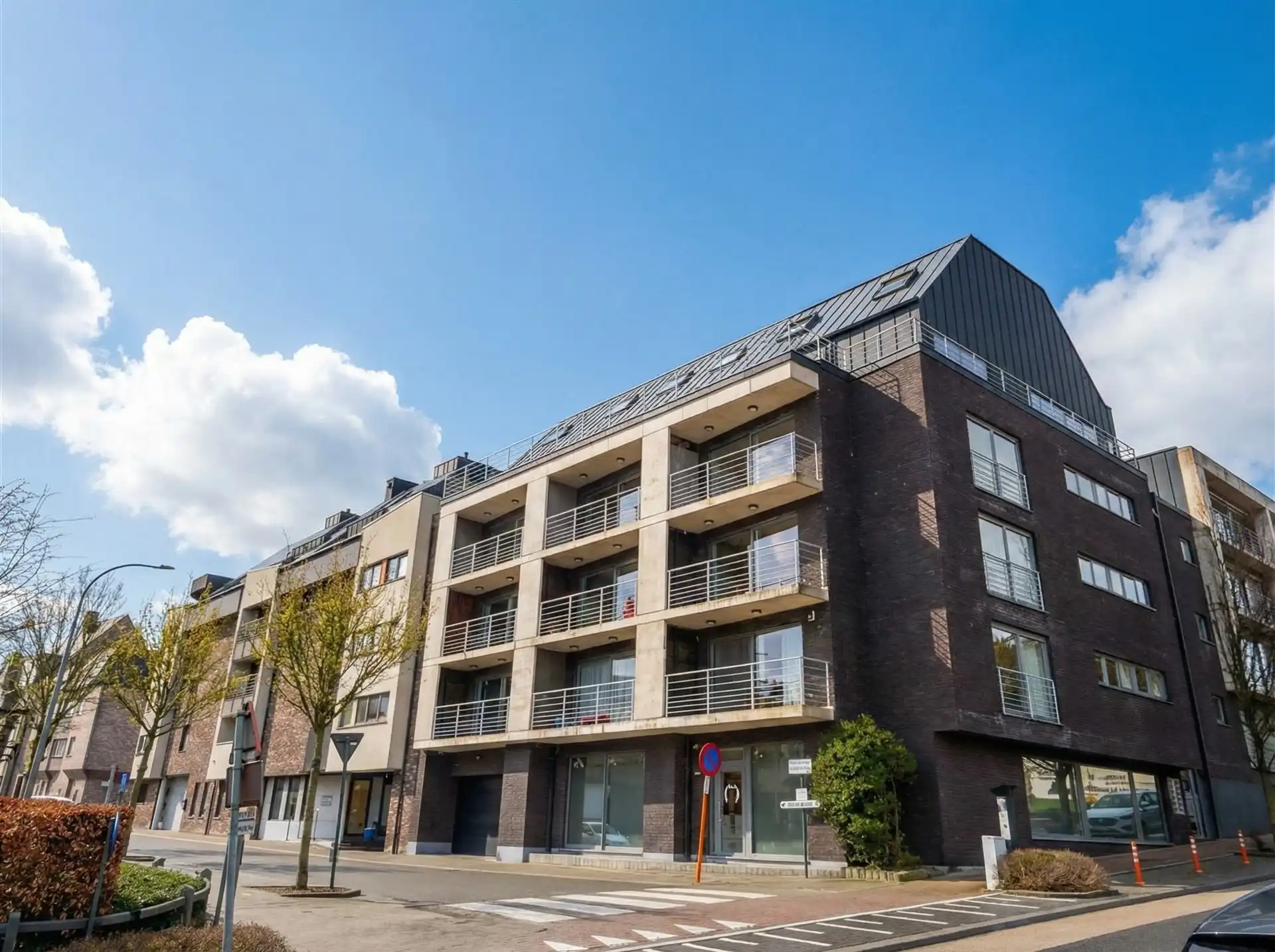 Appartement met ZW-terras op rustige centrumligging!  foto {{pictureIndex}}