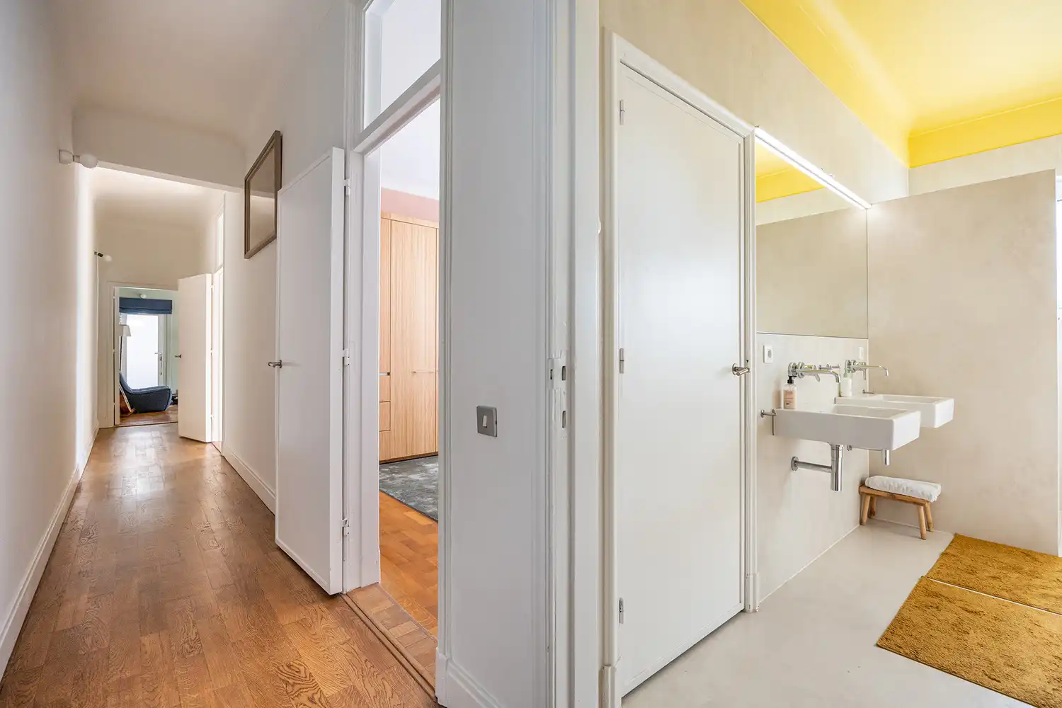 Uitzonderlijk gerenoveerd art-decoappartement van 212 m² met terras aan de Jan van Rijswijcklaan foto 20