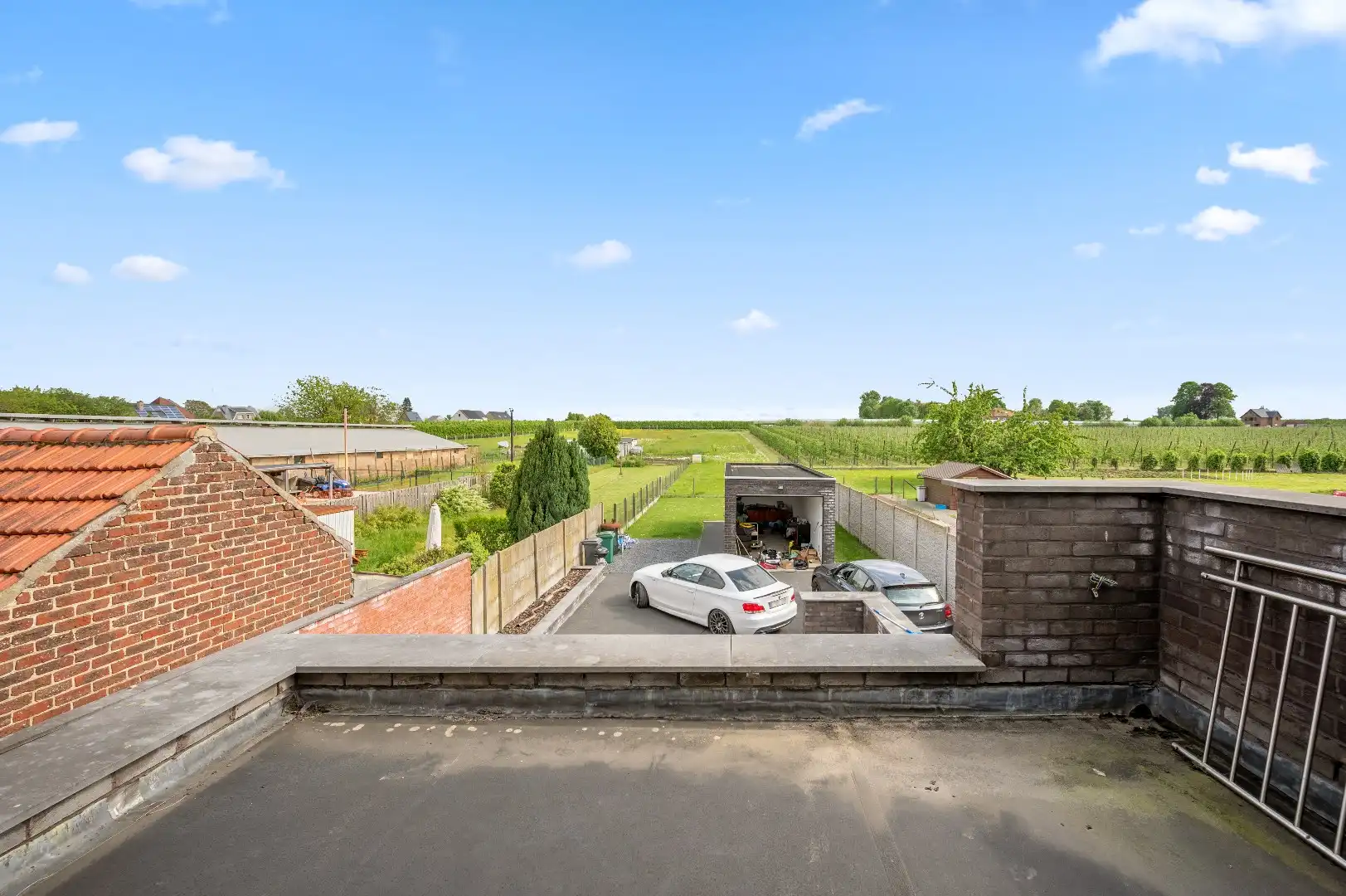 Mooie instapklare woning met tuin, terras, garage en 4 slpks foto 22