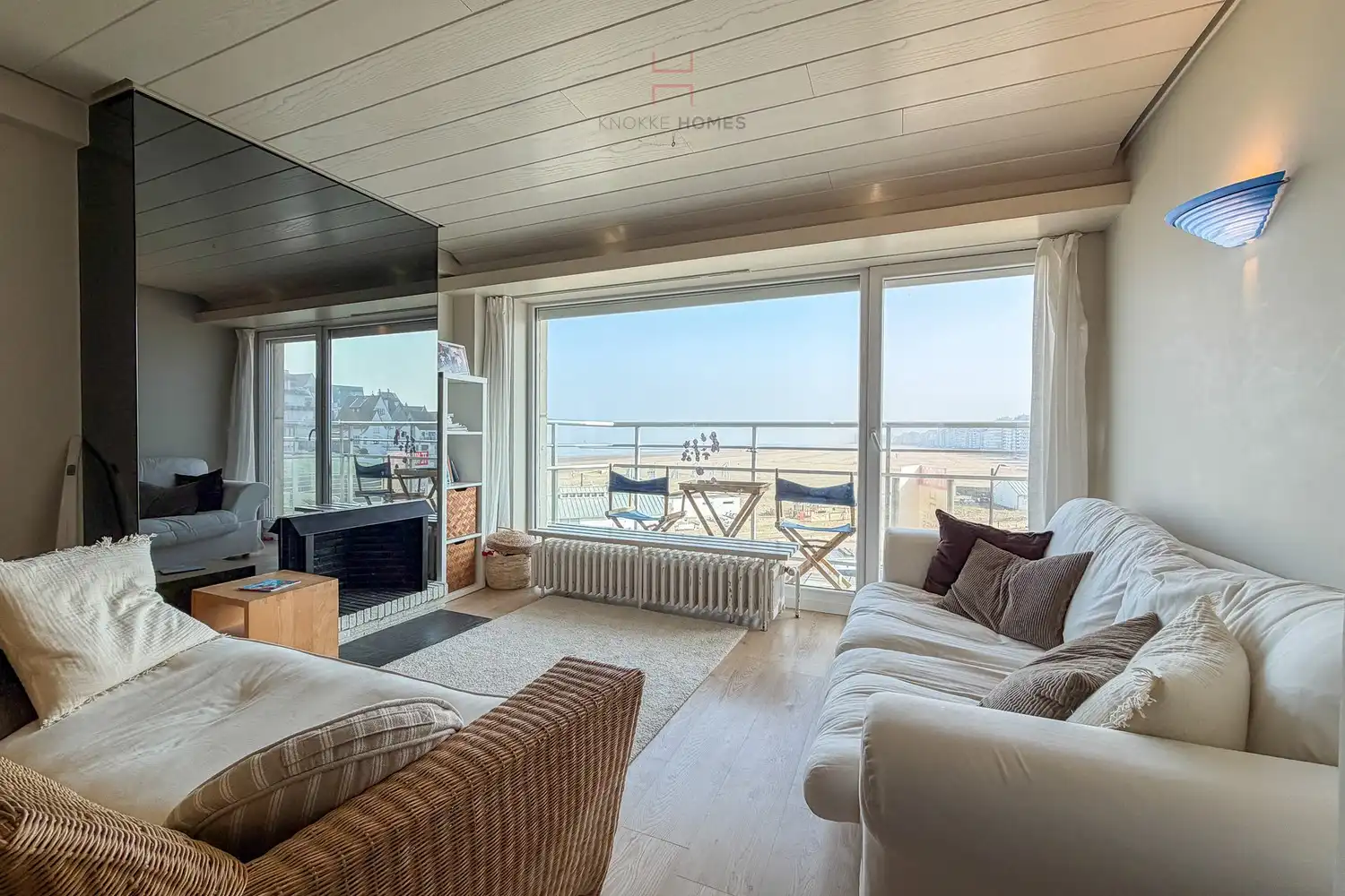 Prachtig gelegen vakantie-appartement met uniek zicht over het Albertstrand foto 4