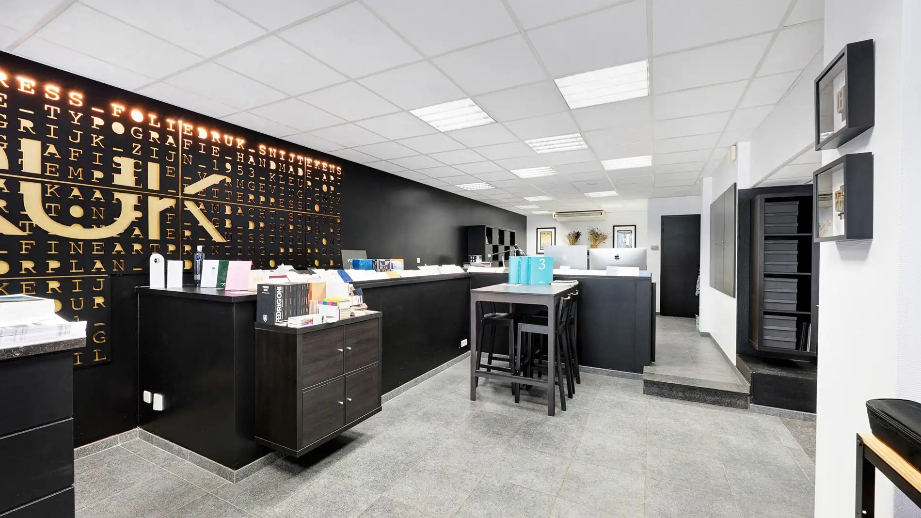 Mooi handelspand (179 m²) met brede etalage te Heist foto 12