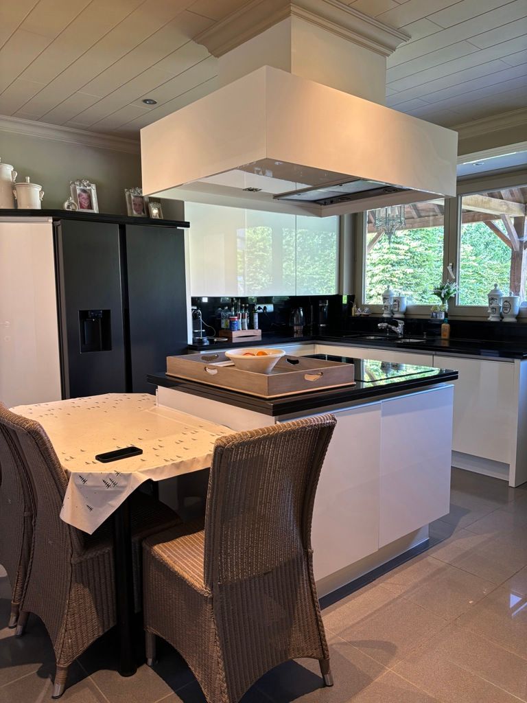 Prachtige villa met 3 slpk te huur! foto 6