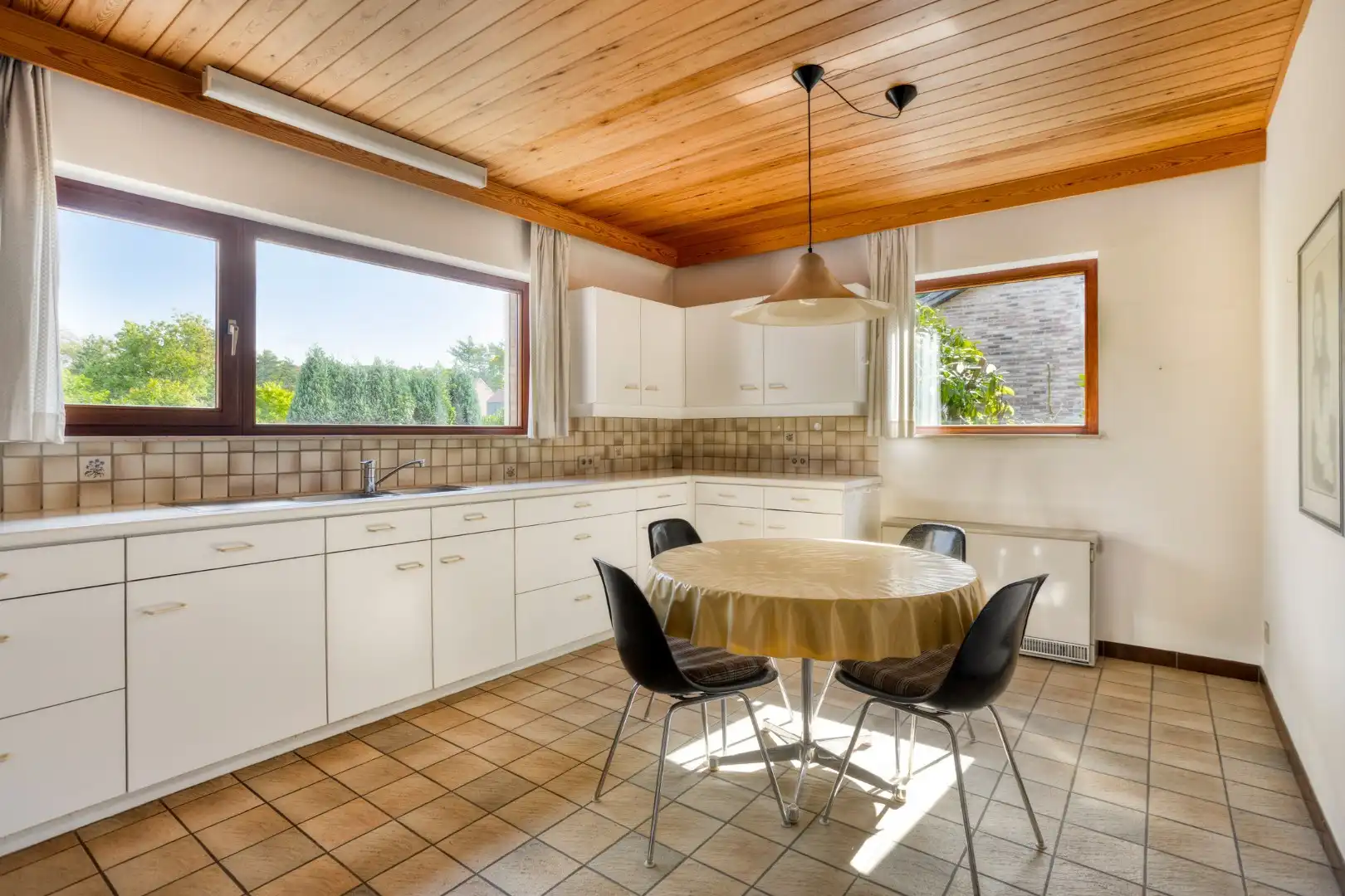 Ruime gezinswoning met grote tuin op perceel van 10a 29ca in Oud-Heverlee – bewoonbare opp. 226 m² foto 10