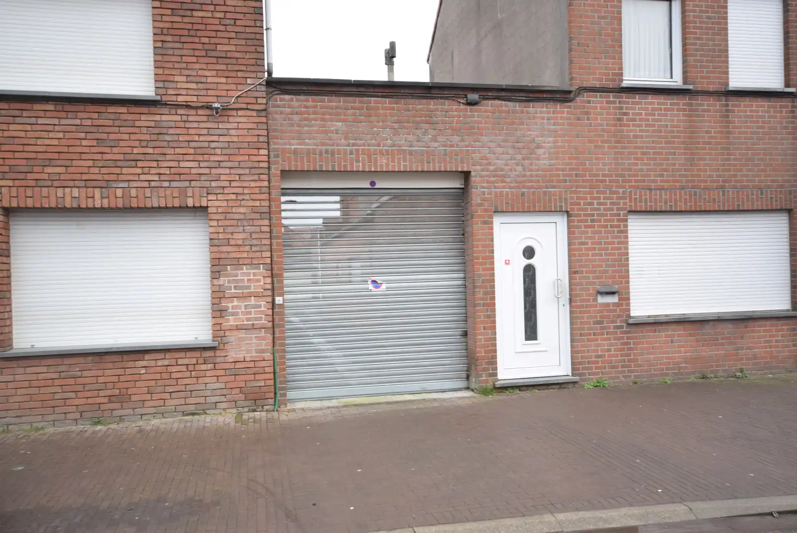 Verzorgde rijwoning in het centrum van Roeselare foto 21