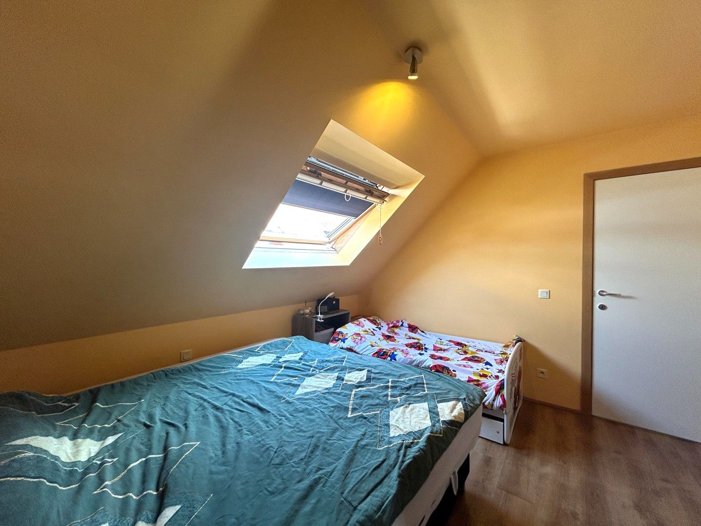 Instapklaar duplex-appartement met 2 slaapkamers & zonnig terras in Moorslede! foto 9