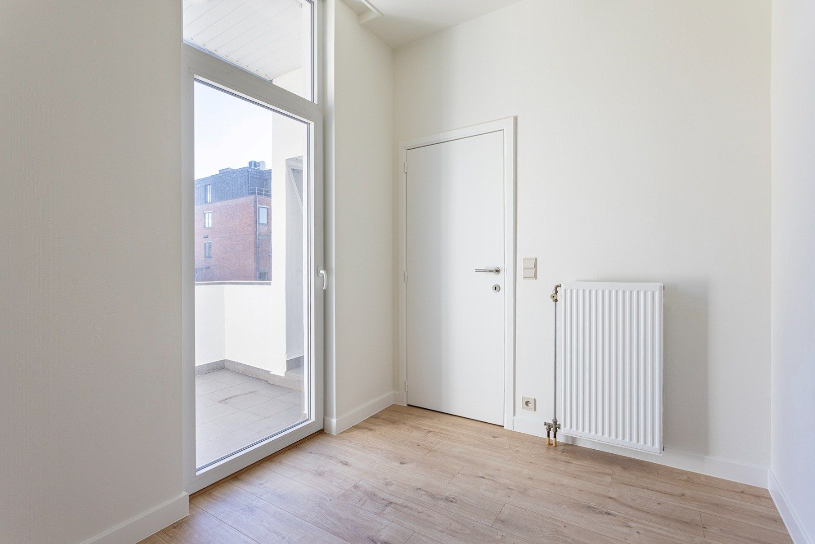 Prachtig, instapklaar 2 slpk app met 2 terrassen op't Zuid! foto 12