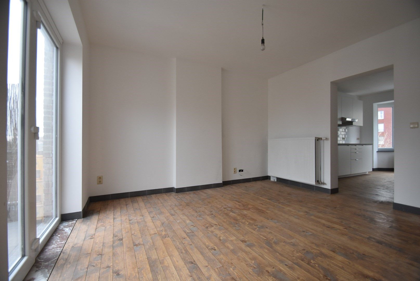 Netjes gerenoveerde duplex met twee slaapkamers en terras op mooie locatie in het centrum van Tongeren - GEEN BIJKOMENDE GEM. ONKOSTEN foto 14