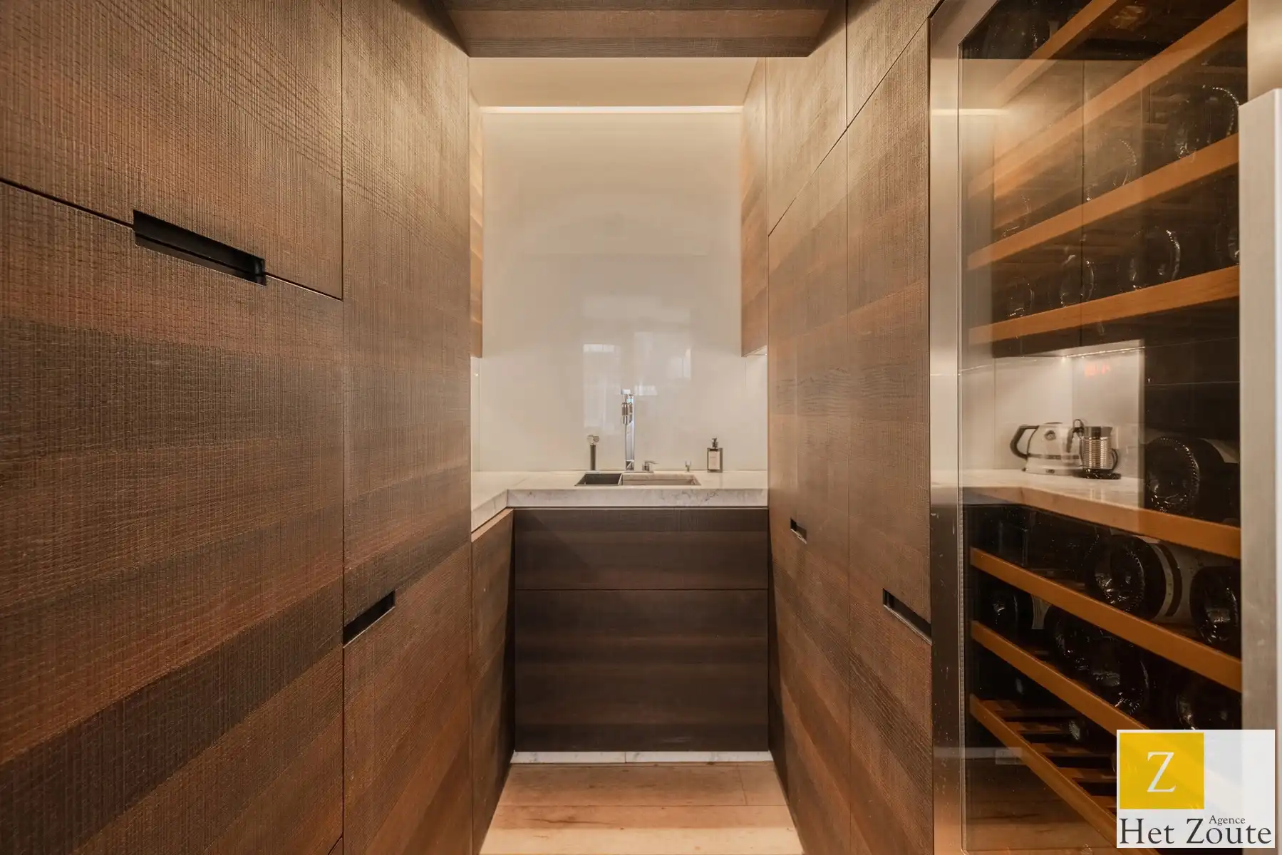 Exclusief lumineus gelijkvloers design appartement in knokke foto 12
