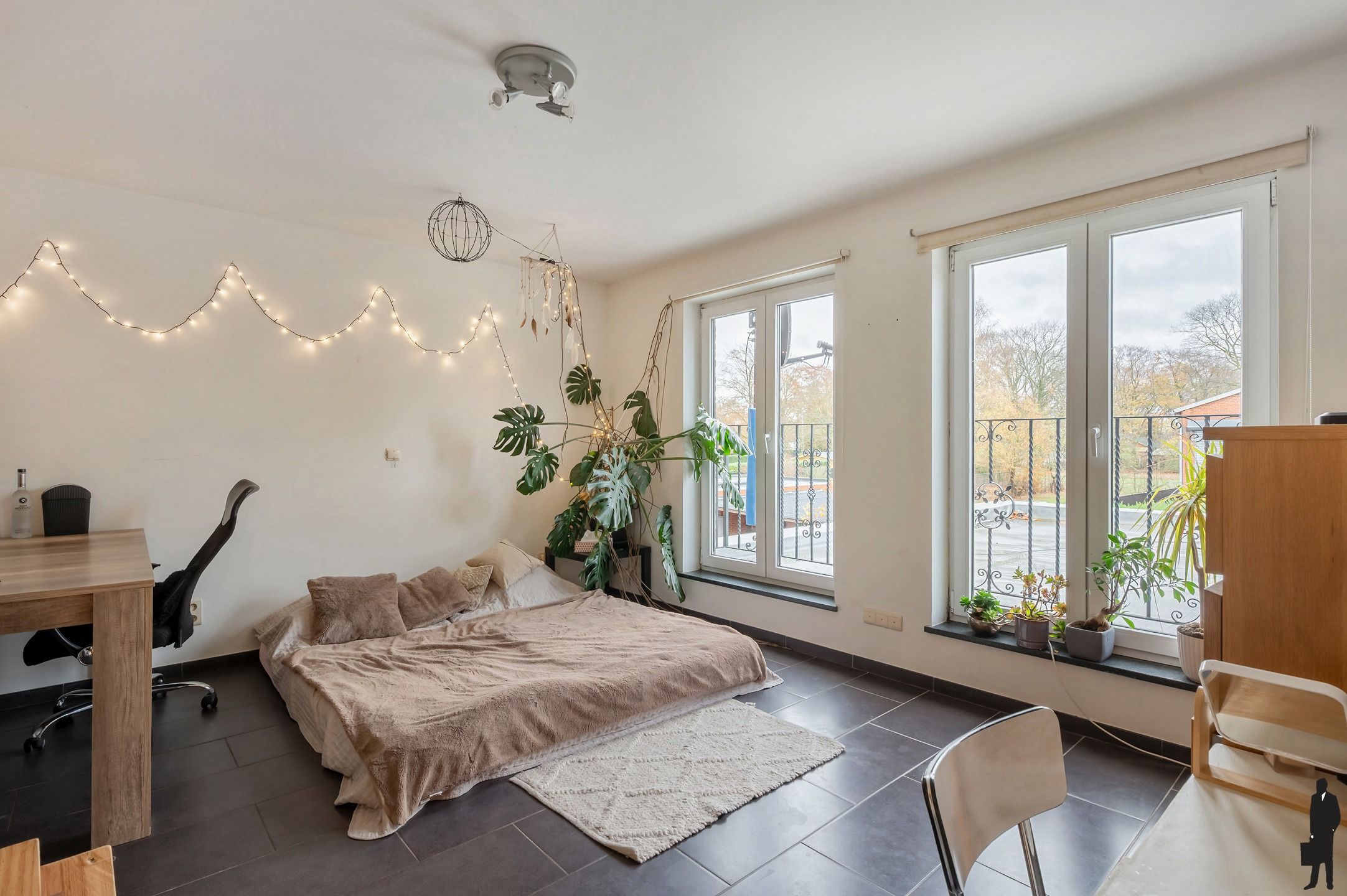 Ruim bemeten woning op centrale locatie! foto 11