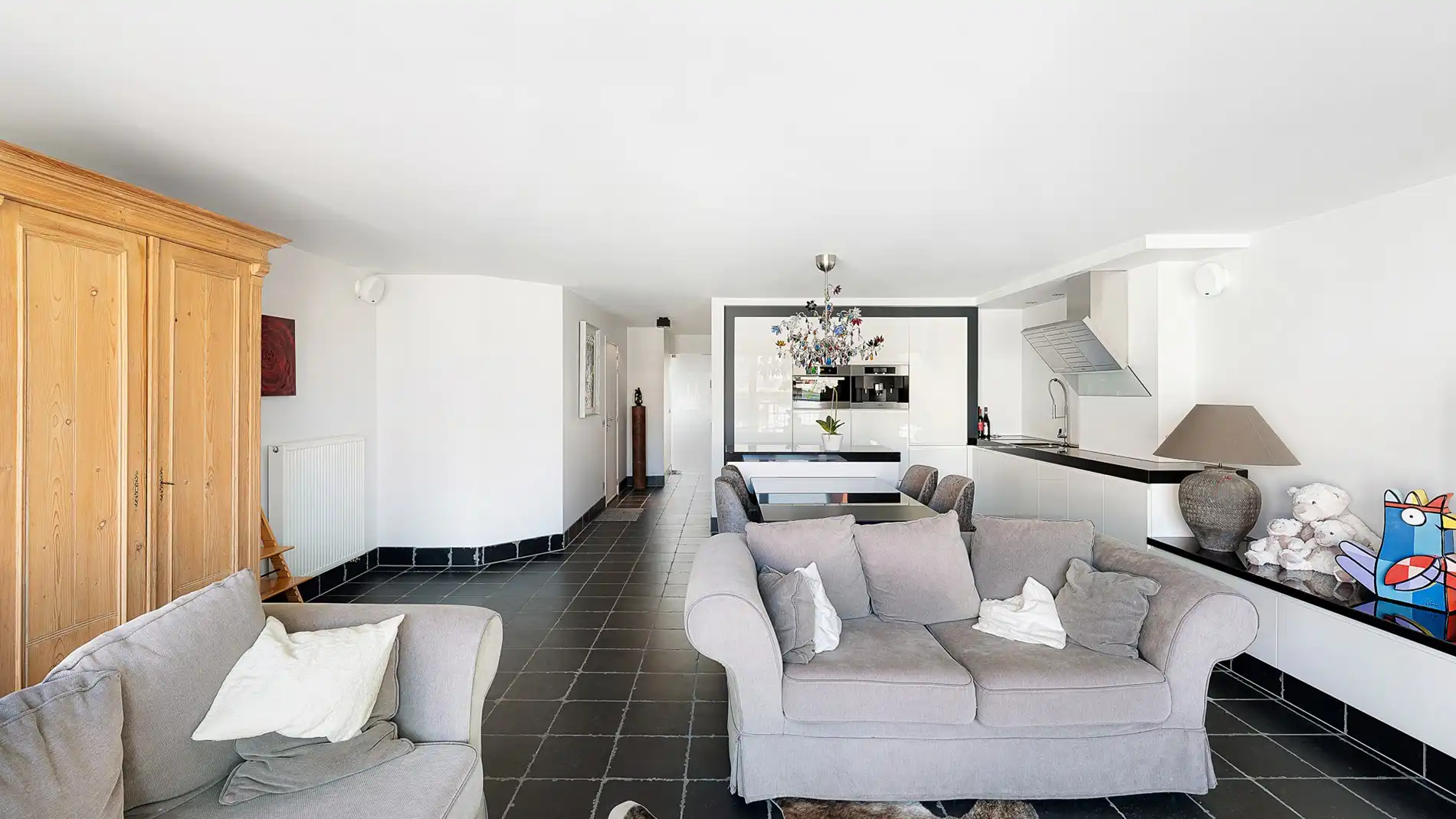 Zeer kwalitatief appartement in de Lippenslaan te koop foto 6