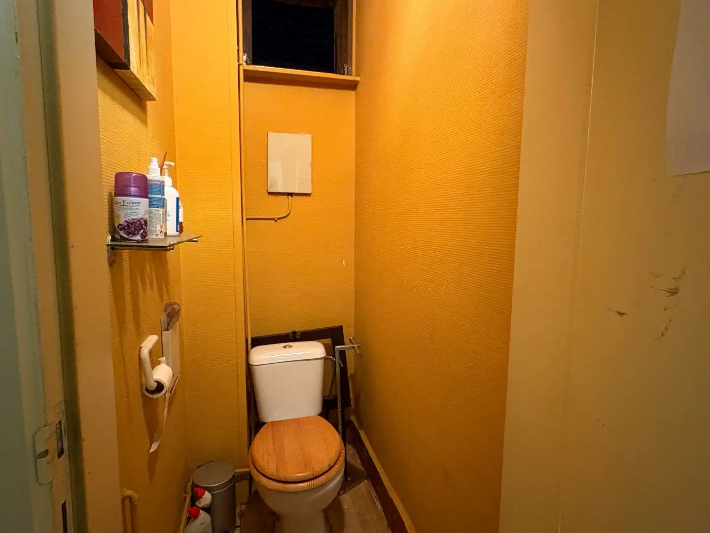 Centraal en goed gelegen handelsruimte in Kuurne foto 5