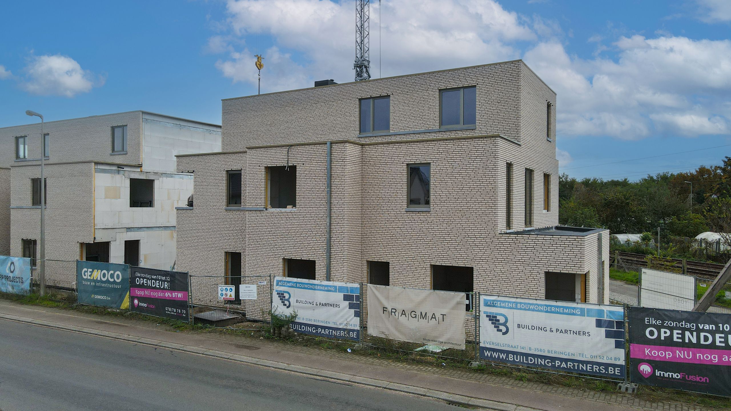 Gelijkvloers loft-appartement met 3-slpks en 2 badkamers! foto 3