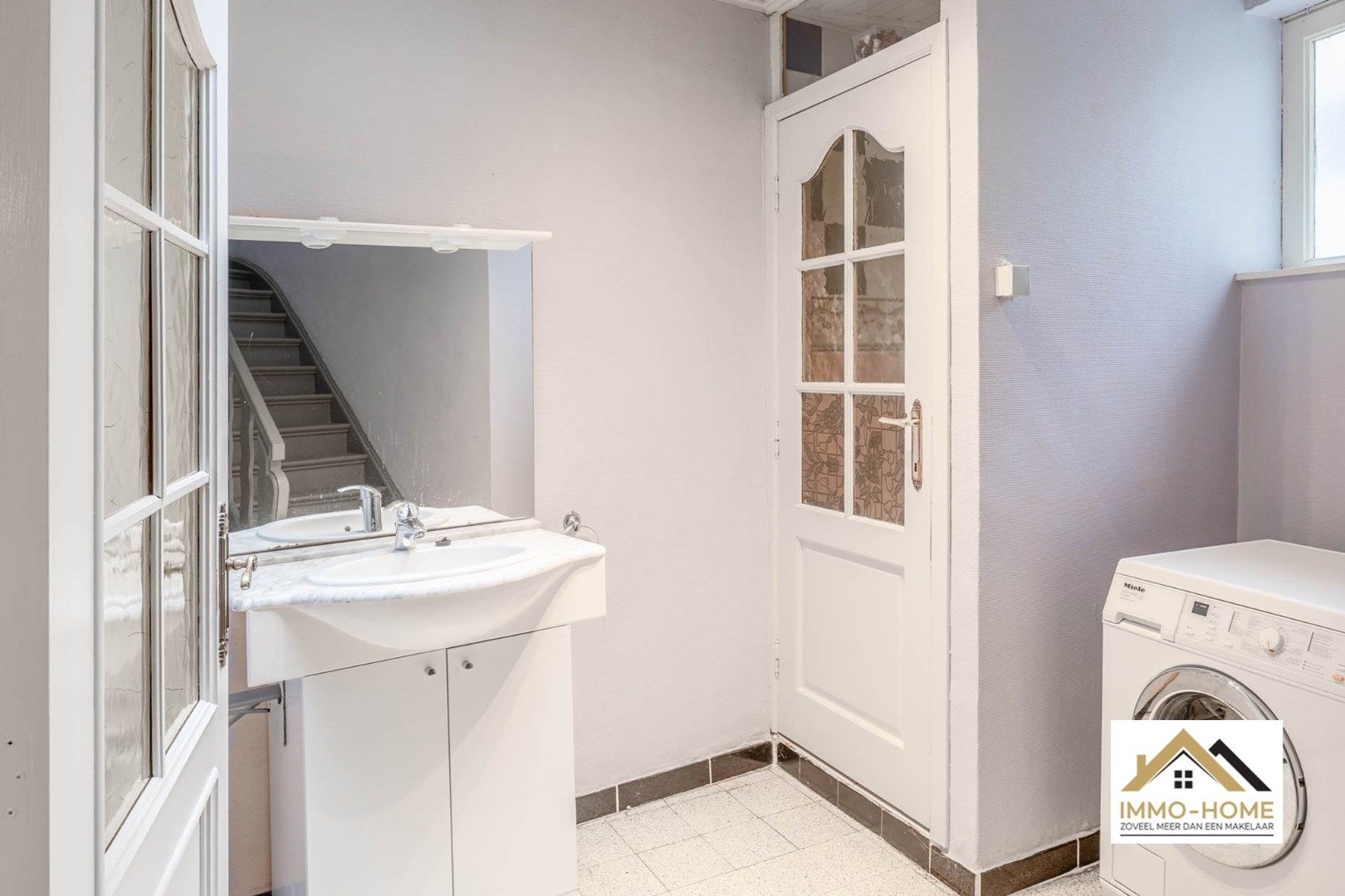 Zeer ruime woning met veel potentieel!  foto 11