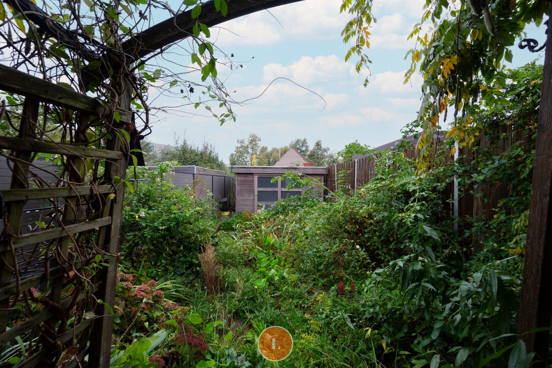 Op te frissen starterswoning met 3 slaapkamers en tuin foto 7