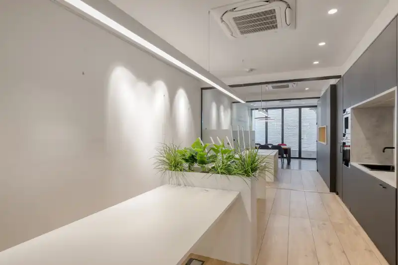 Commerciële toplocatie met uitzonderlijke flexibiliteit foto 3