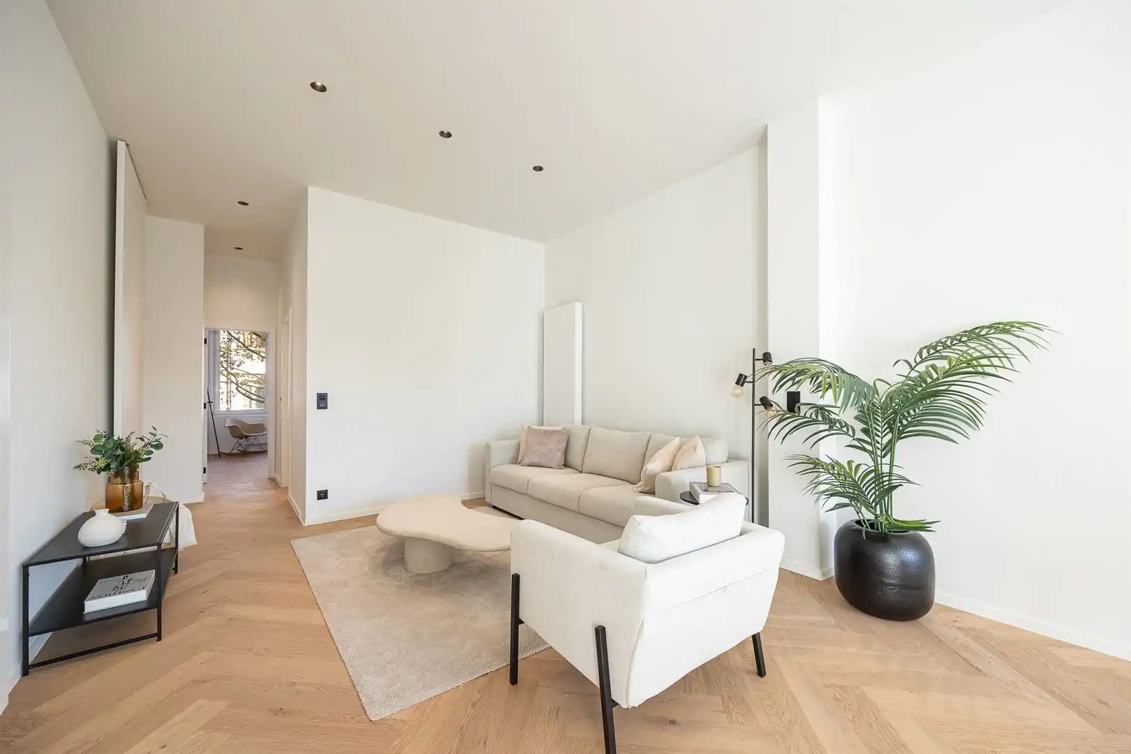 Gerenoveerd appartement met luxe-afwerking en topterras foto 5