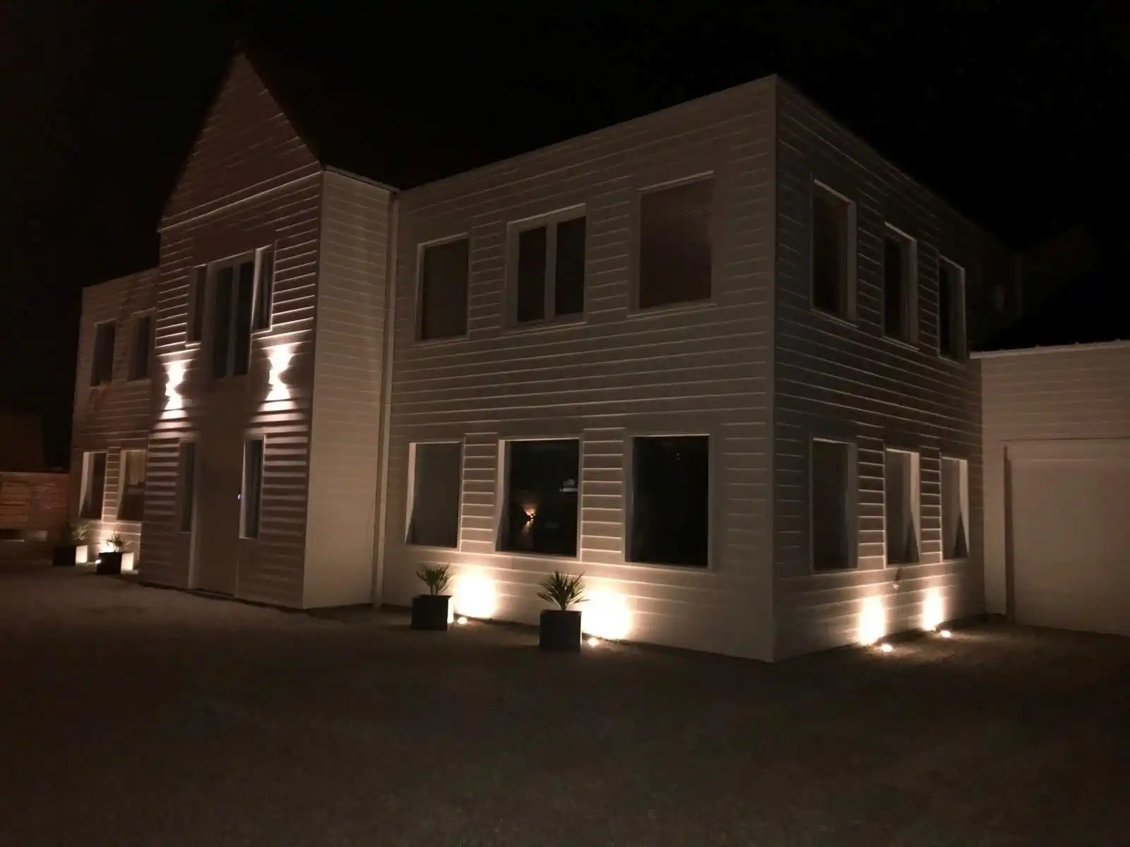 Wonen & werken gecombineerd in een indrukwekkend pand in Lauwe foto 17