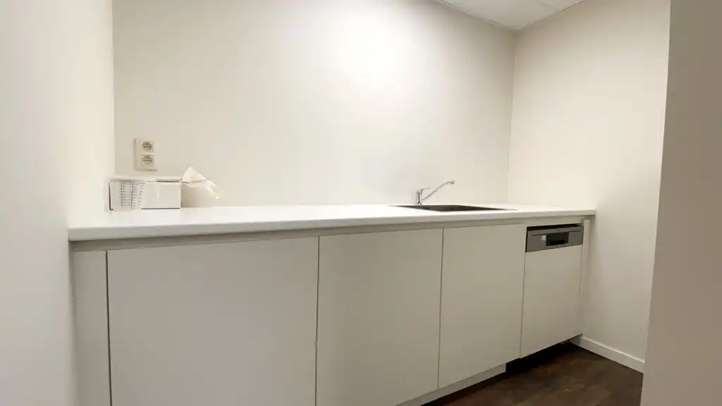 Kantoren te huur in voormalige directeurswoning in Gent foto 19