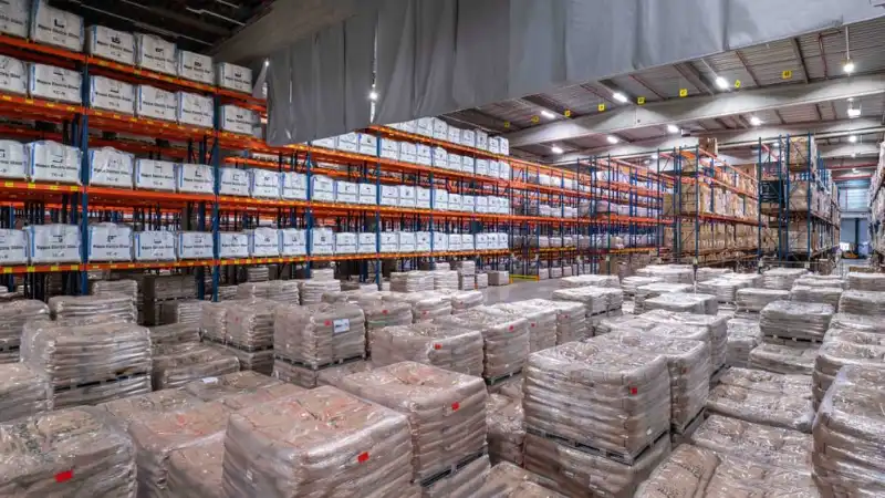 Magazijn te huur foto 5