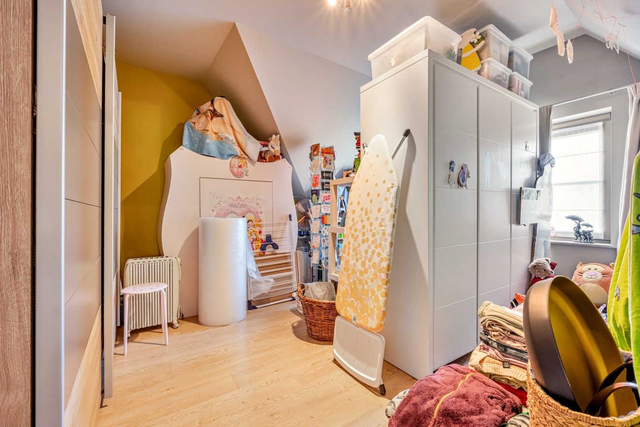 Instapklare open bebouwing met 4 slaapkamers en 2 badkamers foto 24