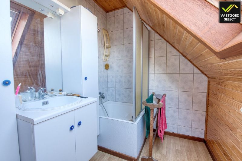 Te huur: ruime en energiezuinige gezinswoning in Sint-Jan-in-Eremo foto 15