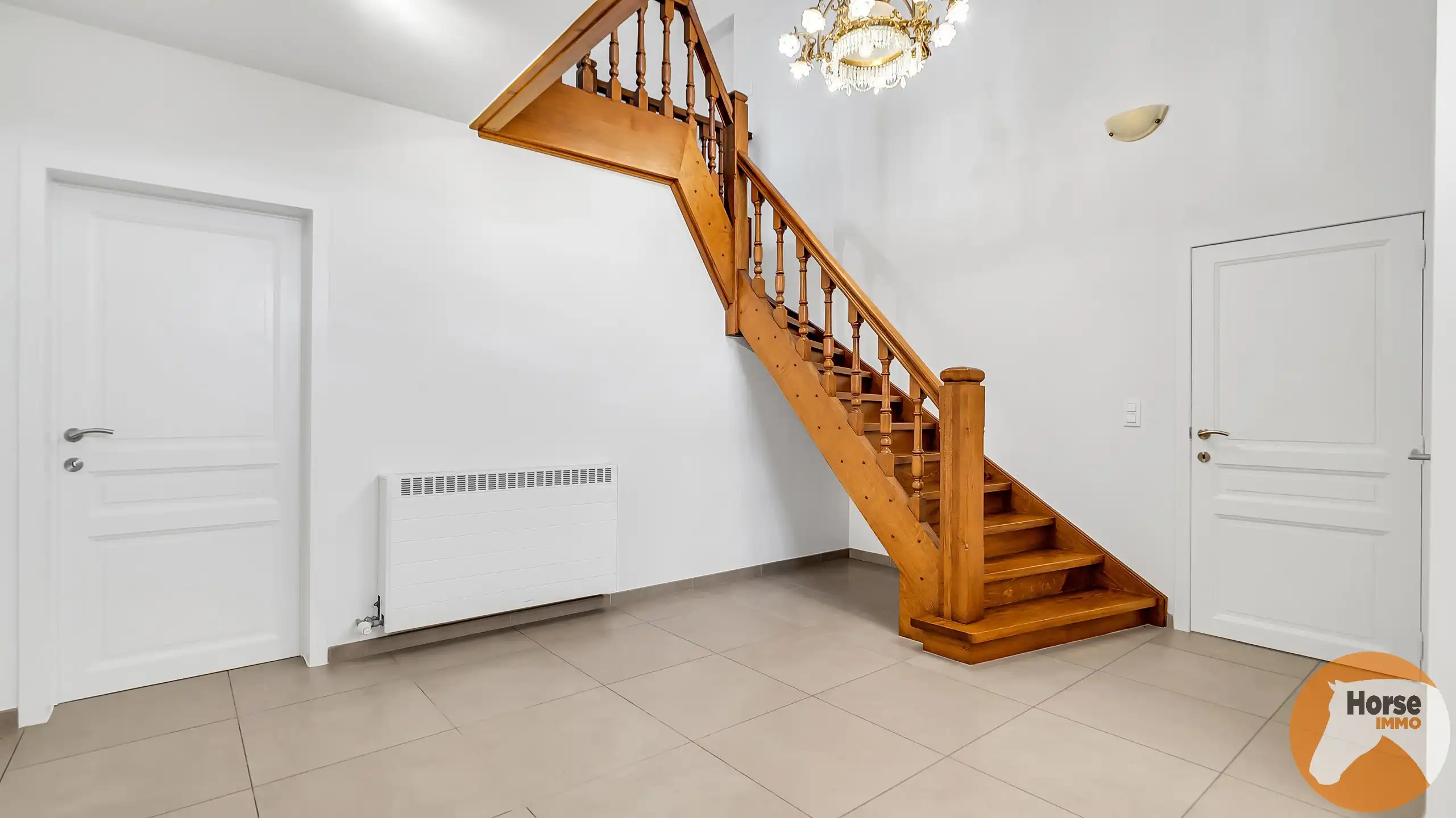 MEISE  – Landelijke woning met 3 loodsen op prachtig perceel foto 12