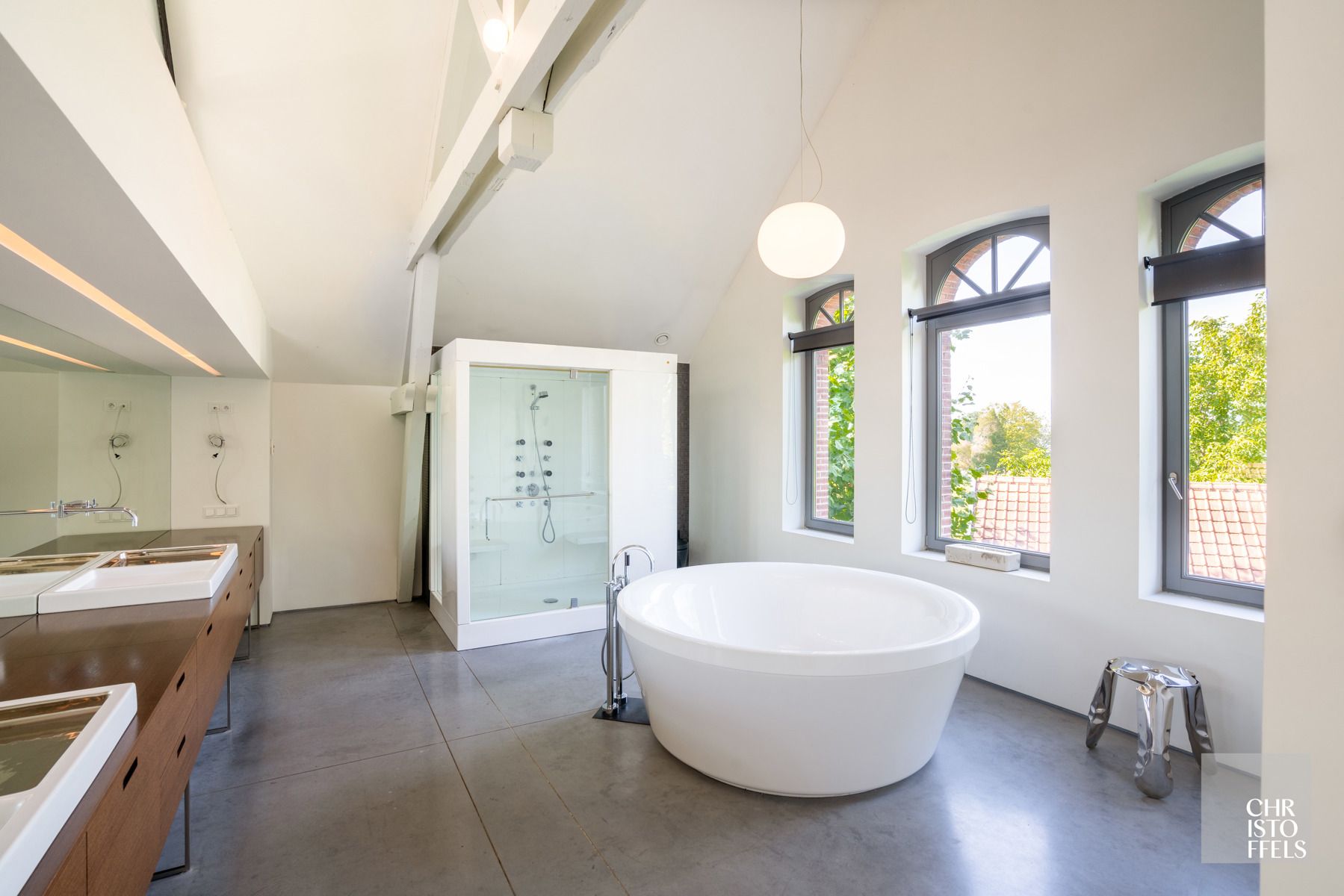Industrieel erfgoed getransformeerd tot exclusieve loft met een woon/werkoppervlakte van 1.056m²!  foto 13